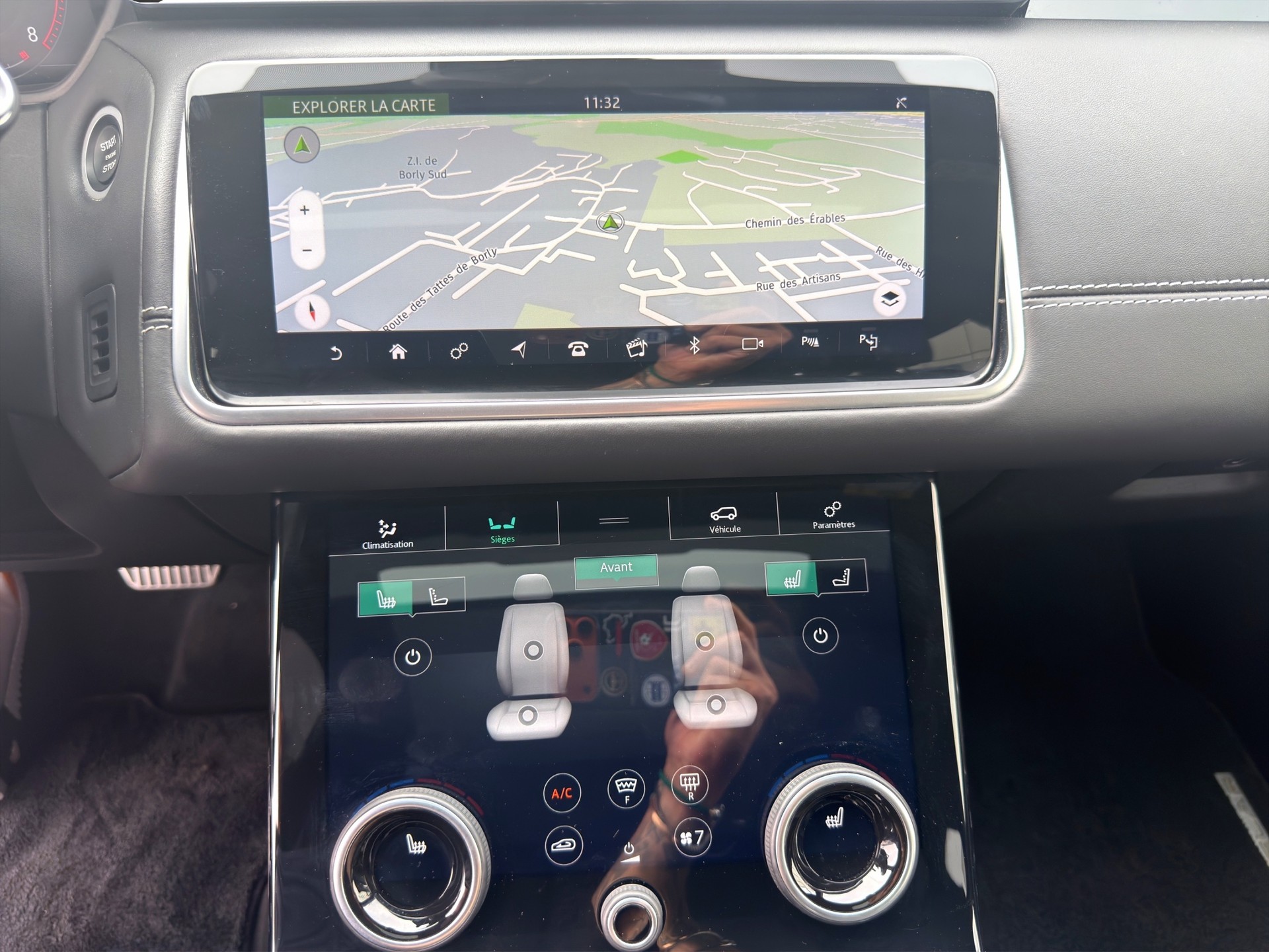 LAND ROVER Range Rover Velar R-Dynamic P 300 HSE Automatic-image-19