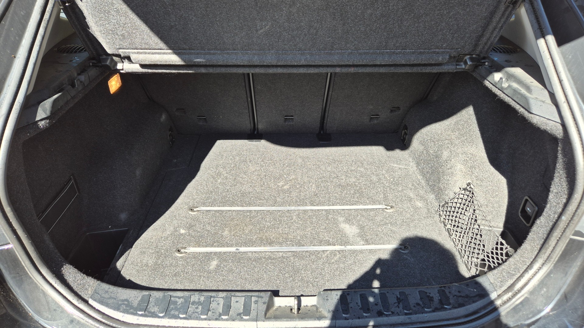 BMW X1 sDrive 18i-image-9