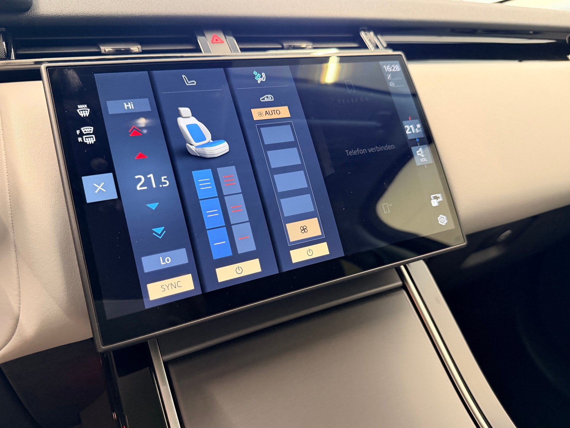 LAND ROVER Range Rover Velar Dynamic HSE P 400 Automatic-image-26
