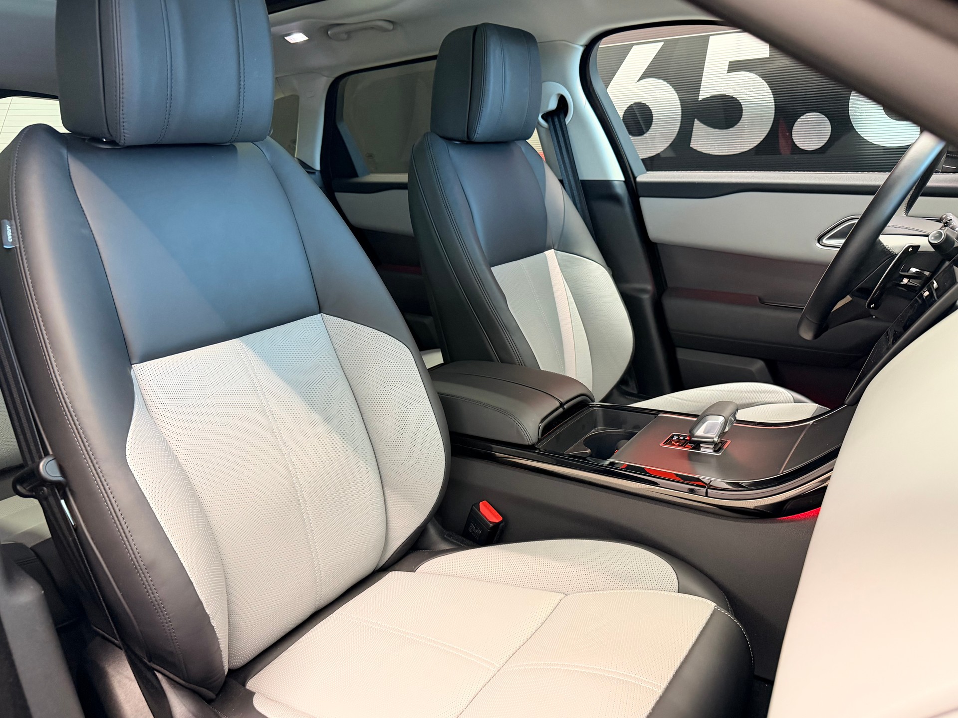 LAND ROVER Range Rover Velar Dynamic HSE P 400 Automatic-image-25