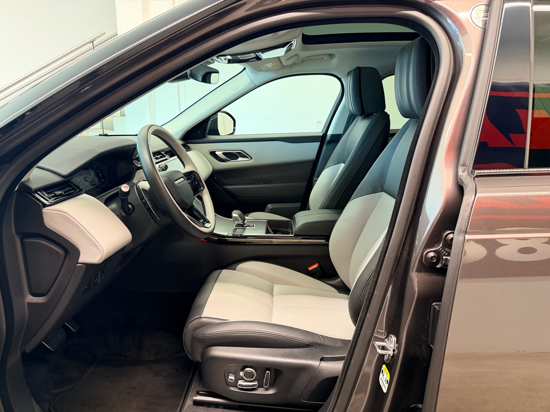 LAND ROVER Range Rover Velar Dynamic HSE P 400 Automatic-image-14