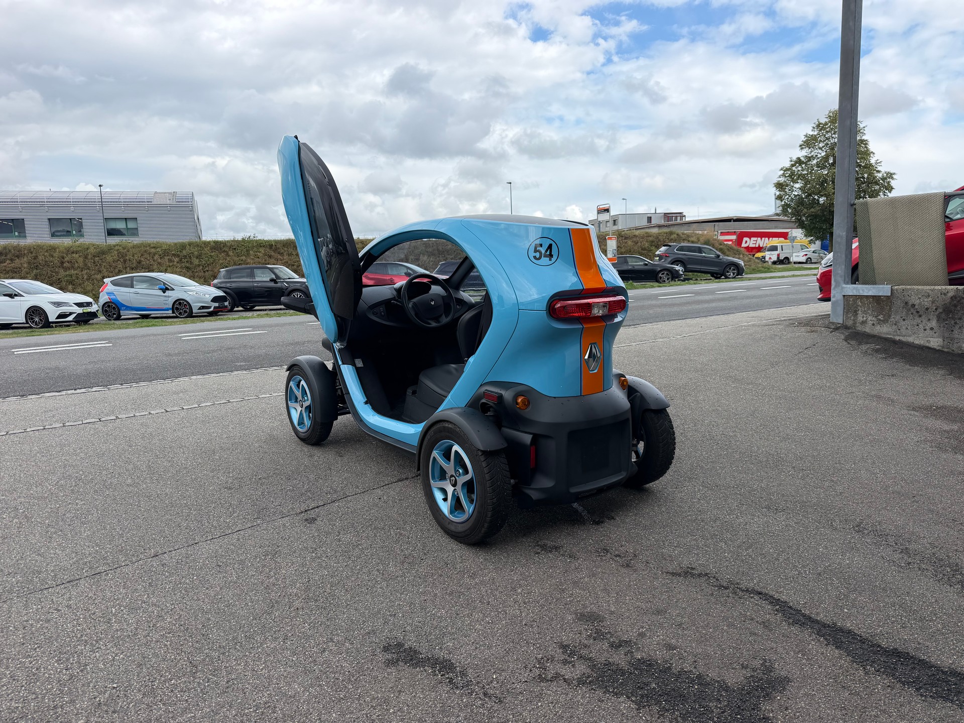 RENAULT Twizy Z.E. Life inkl. Batterie +++AB MFK+++-image-2