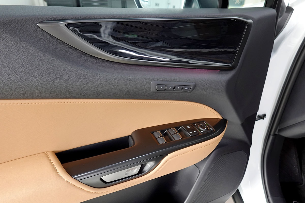 LEXUS NX 450h+ E-FOUR Comfort Pack Interieur, Panorama-image-13