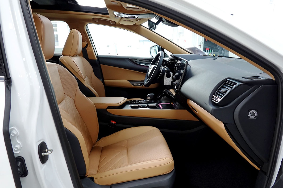 LEXUS NX 450h+ E-FOUR Comfort Pack Interieur, Panorama-image-4