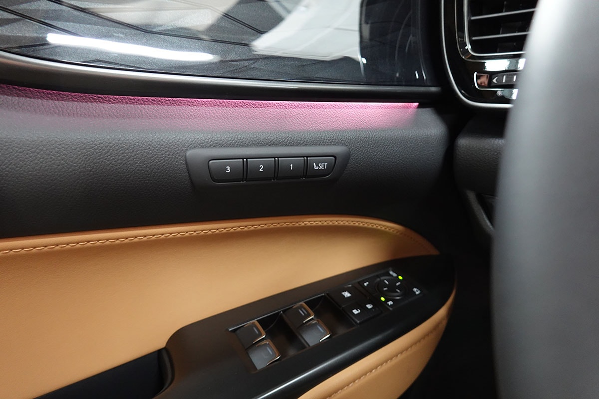 LEXUS NX 450h+ E-FOUR Comfort Pack Interieur, Panorama-image-16