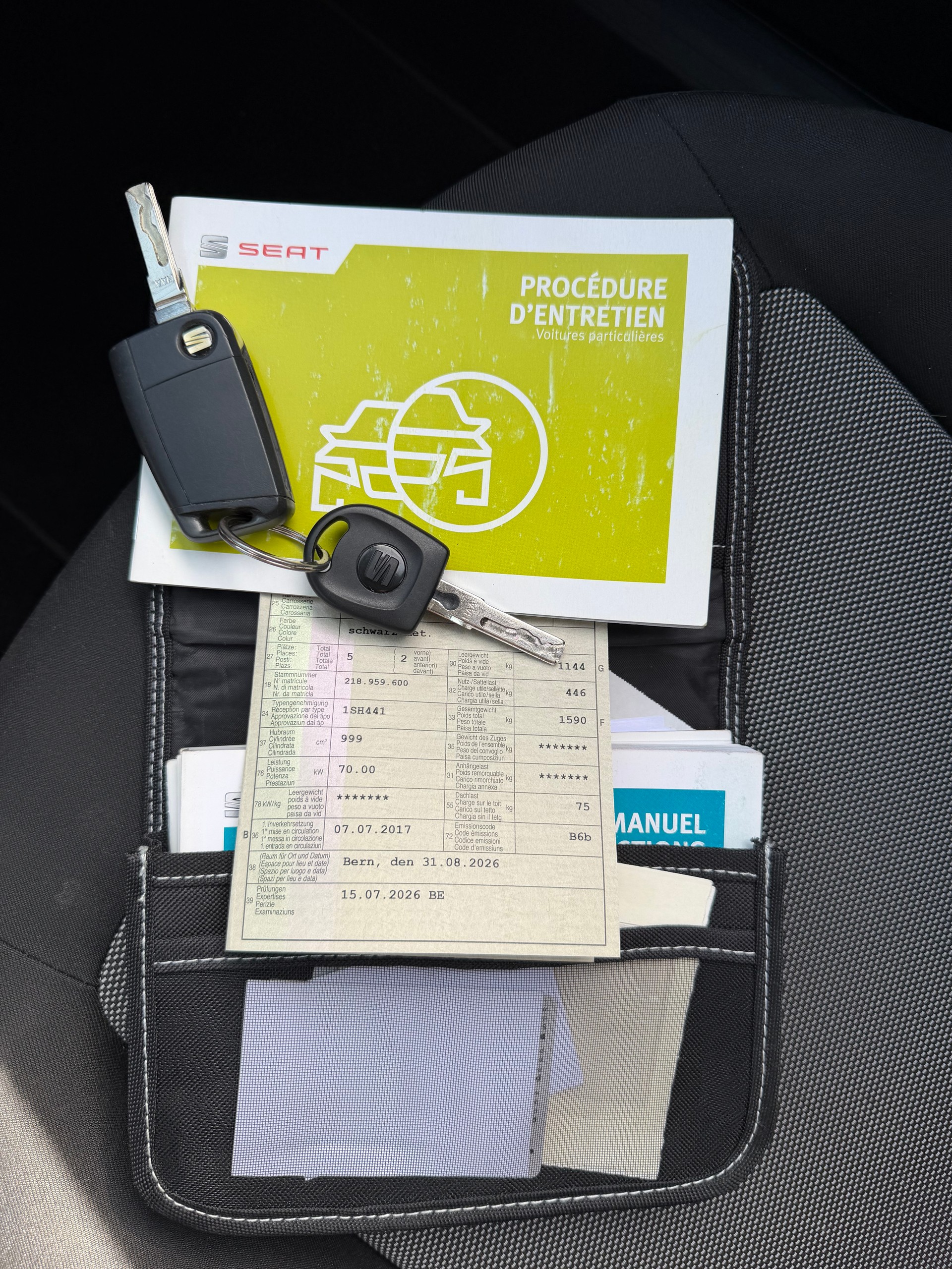 SEAT 1.0 TSI 95 Connect-image-5