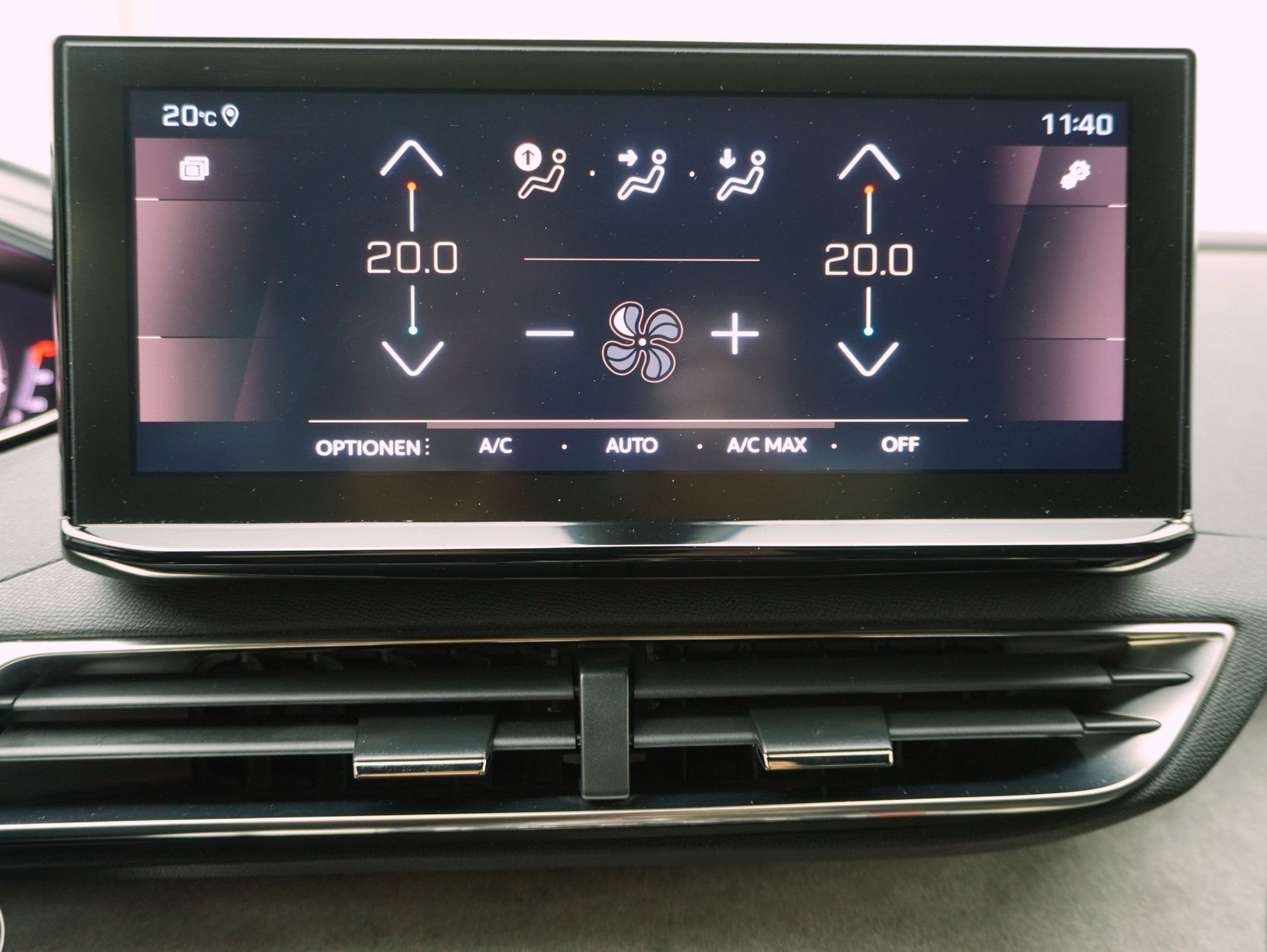 PEUGEOT 3008 1.6 PureTech GT Pack-image-18