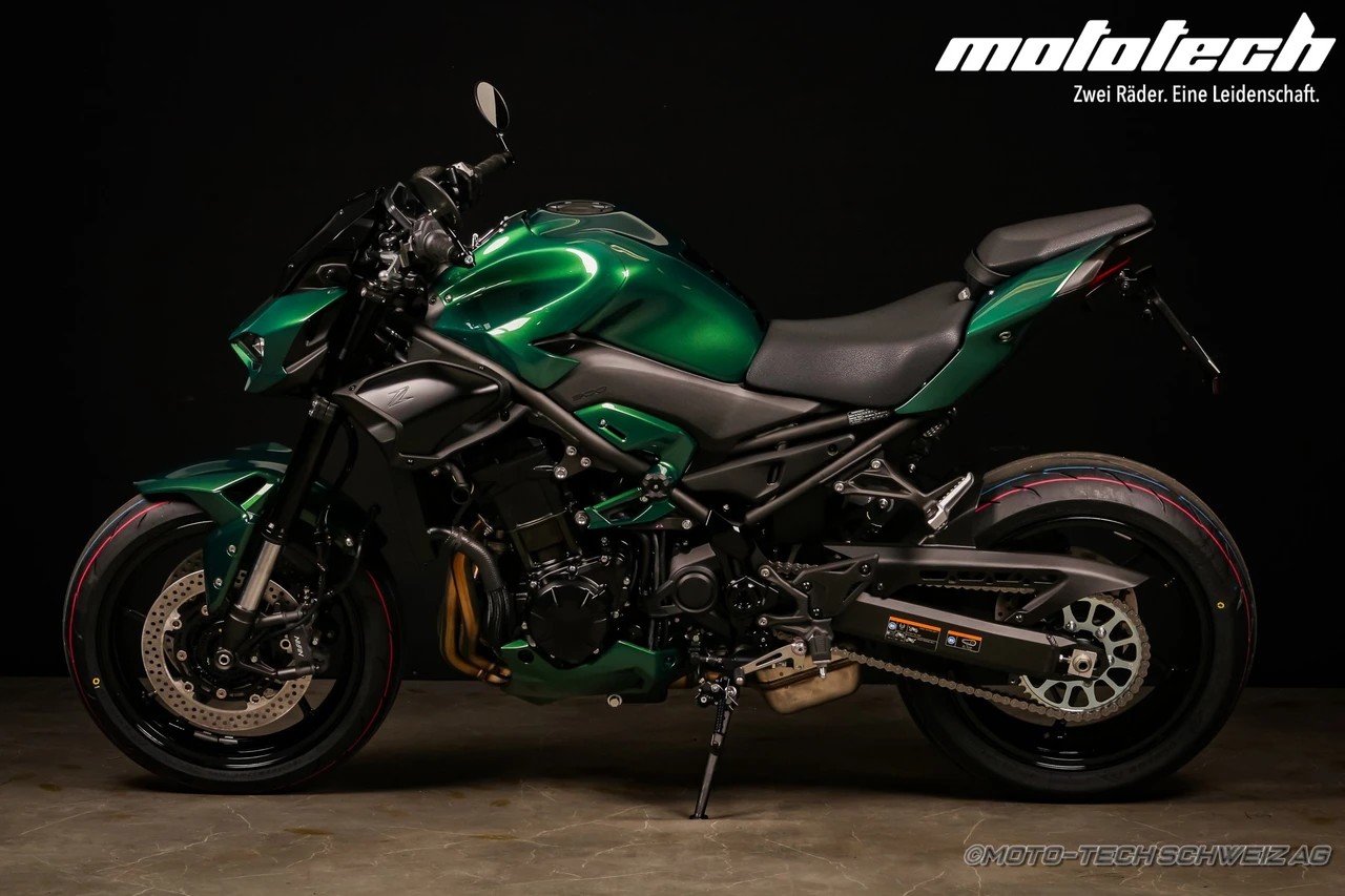 KAWASAKI Z 900 MY25 (35/91kW) STAGE 1 Bentley EDITION-showroom-element-3