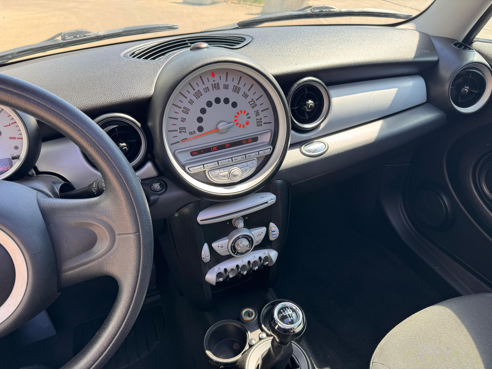 MINI One - 2010-image-15