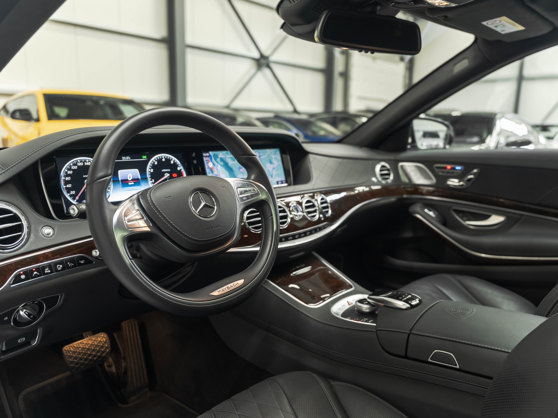 MERCEDES-BENZ S 500 Maybach 4Matic 9G-Tronic-image-7