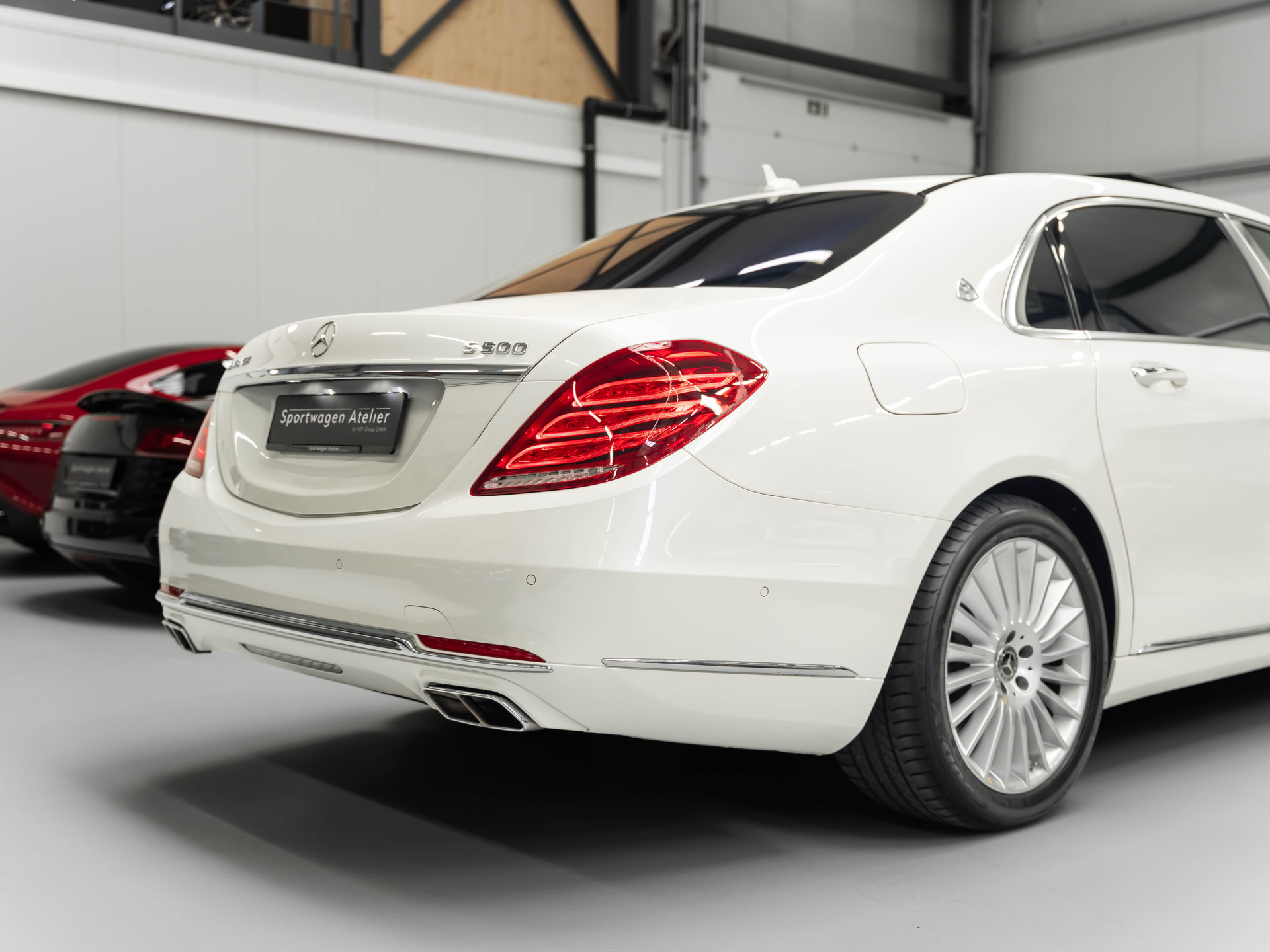 MERCEDES-BENZ S 500 Maybach 4Matic 9G-Tronic-image-18