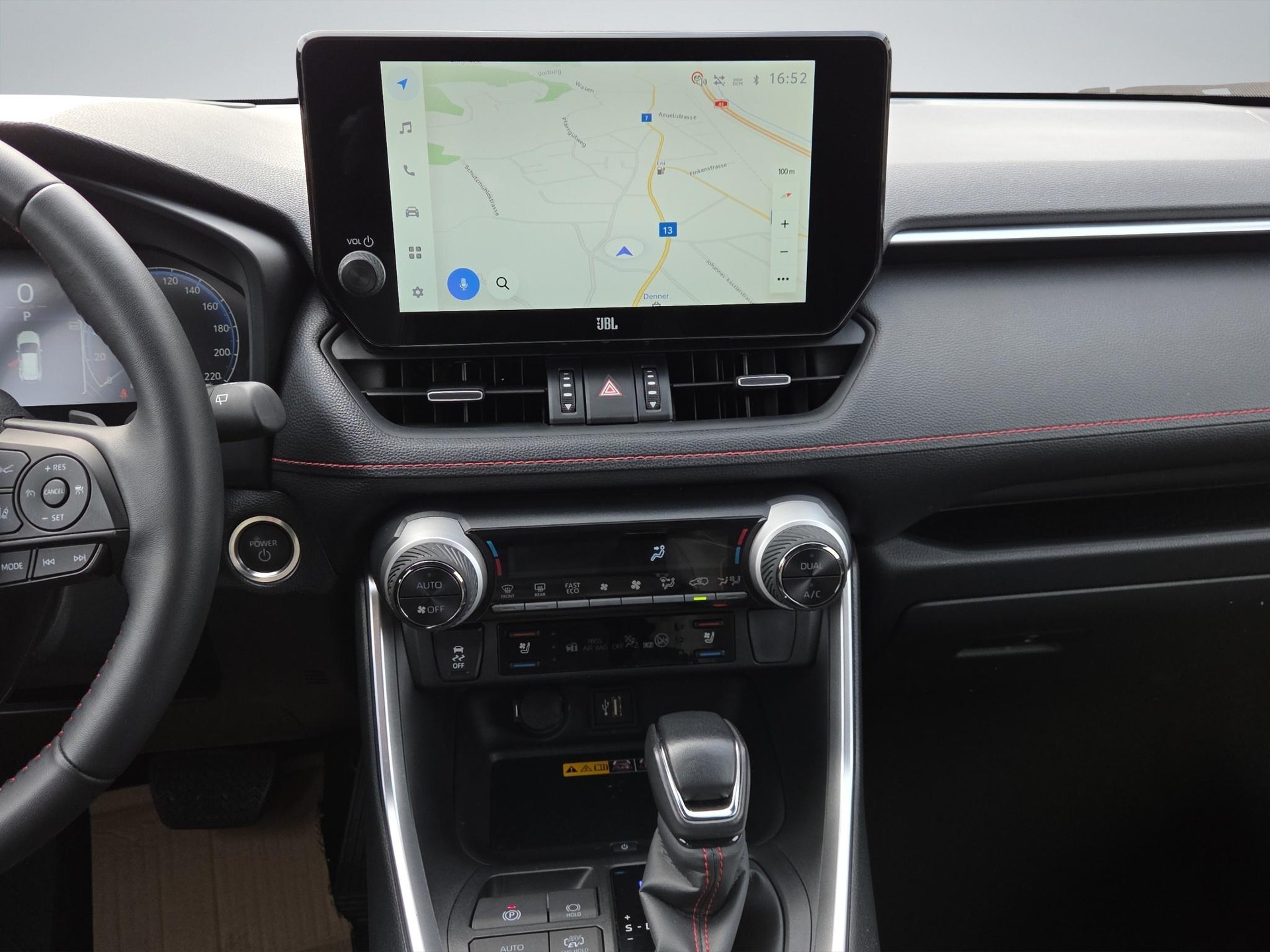 TOYOTA RAV4 2.5 Plug-In-Hybrid Platinum-image-12