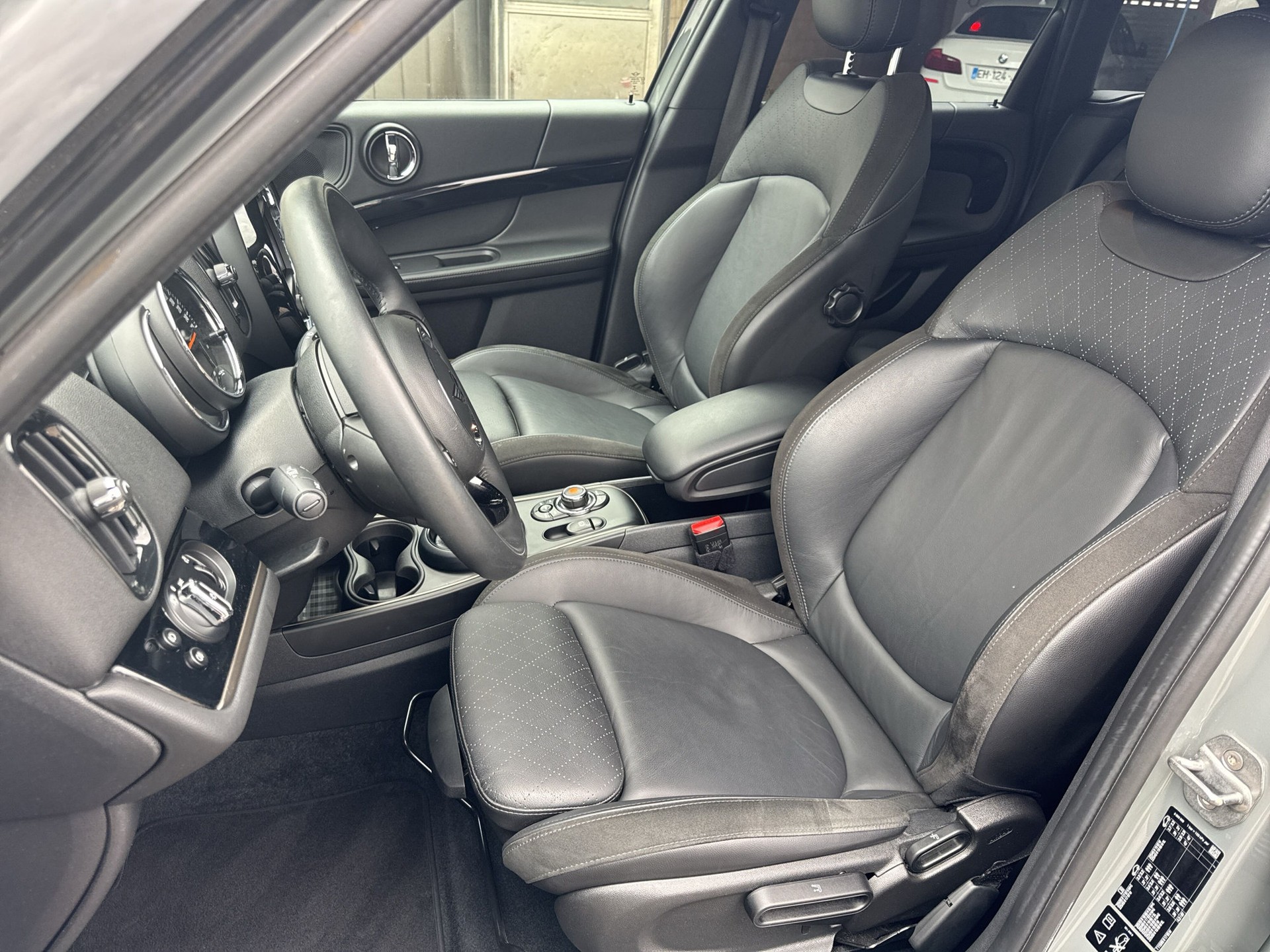 MINI Countryman Cooper S ALL4 Steptronic-image-9