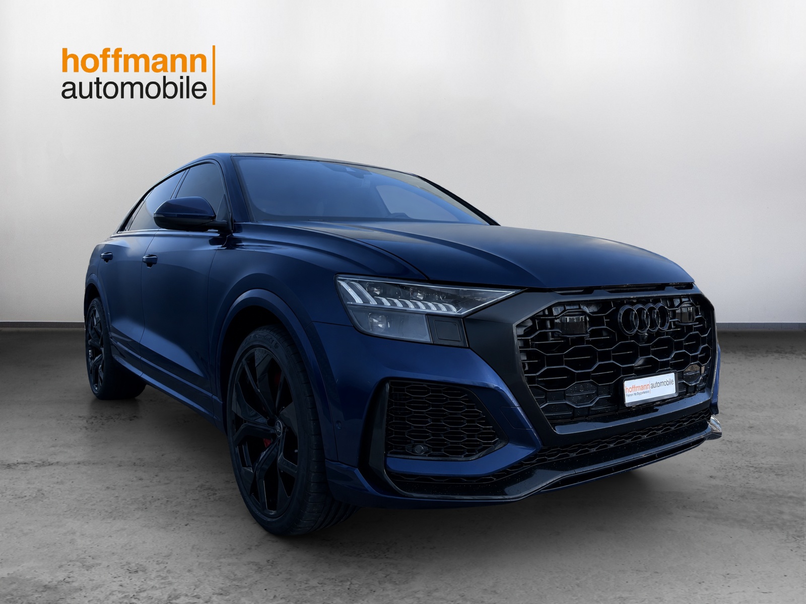 AUDI RSQ8 quattro tiptronic-showroom-element-2