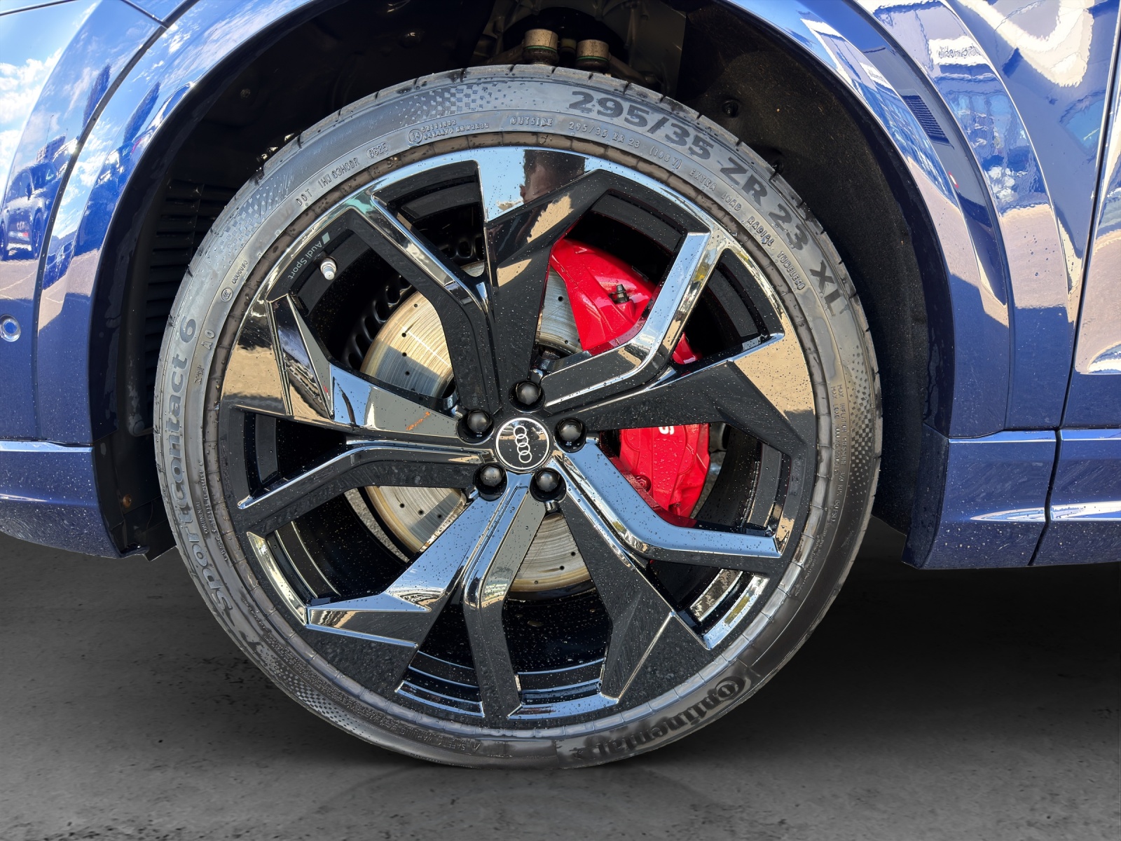 AUDI RSQ8 quattro tiptronic-image-15