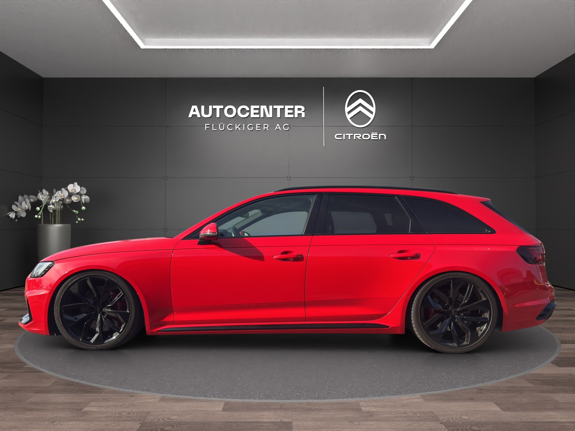 AUDI RS4 Avant 2.9 V6 TFSI quattro T-Tronic-image-5