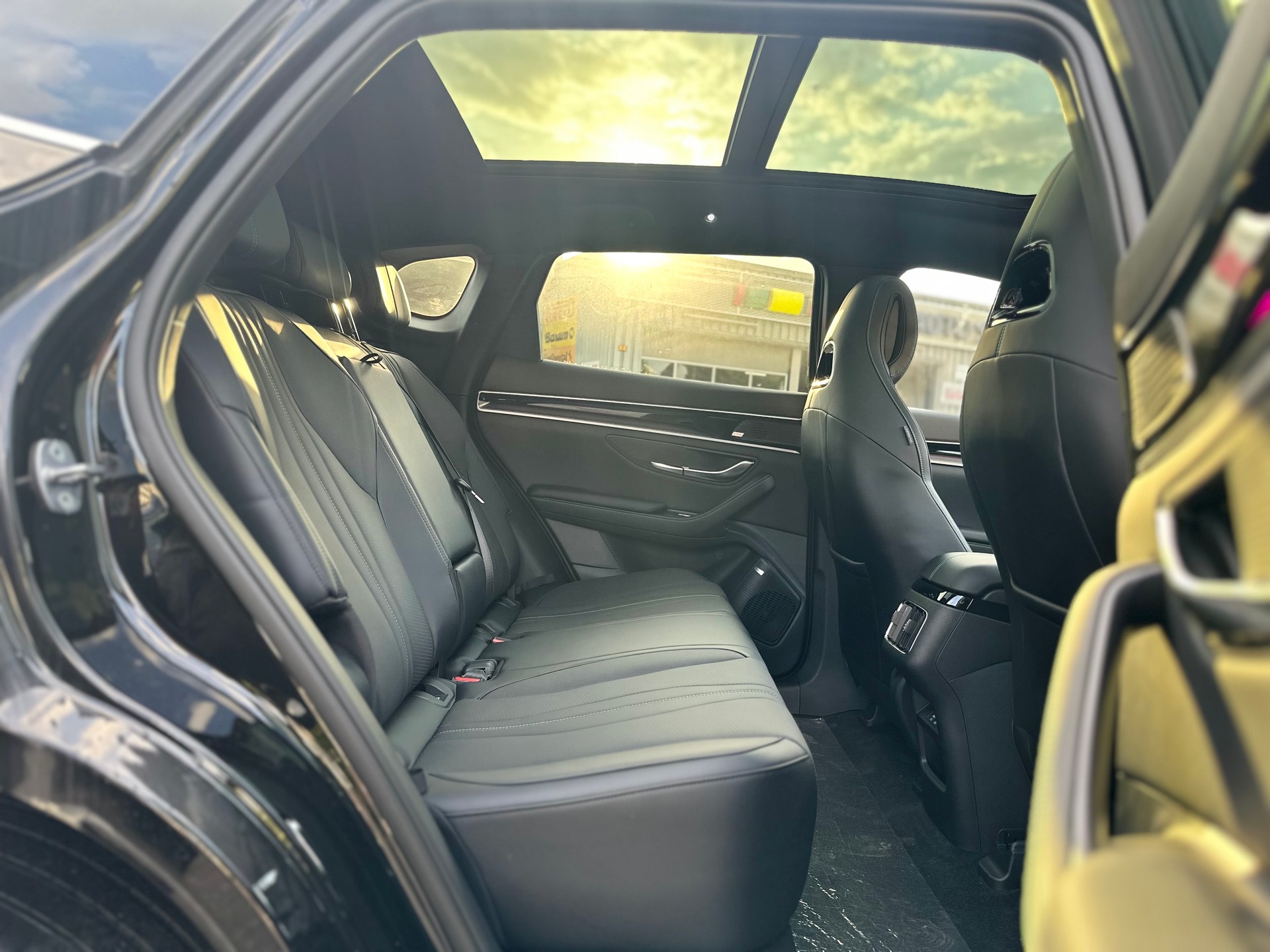 BYD Seal U DM-i Design AWD-image-14
