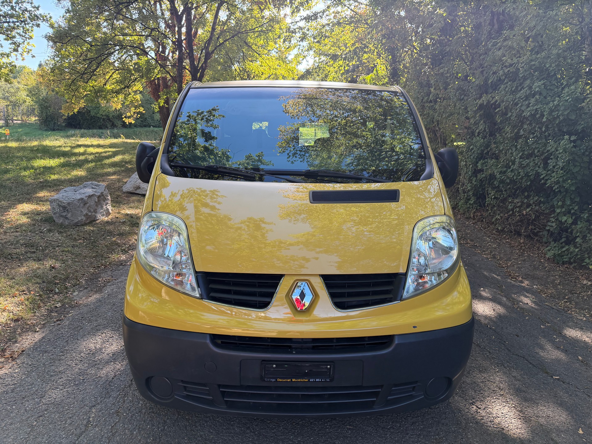 RENAULT TRAFIC-image-0