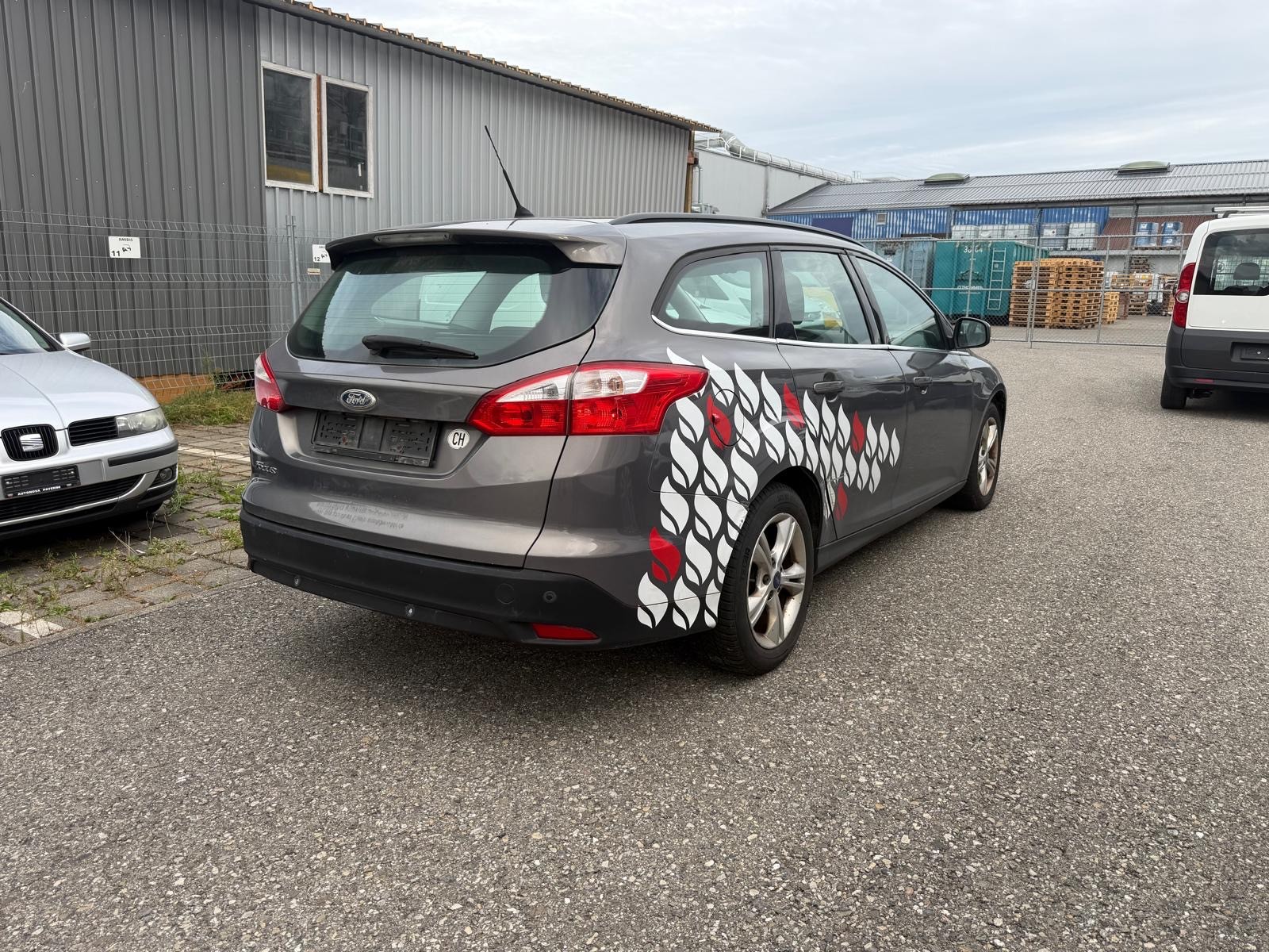FORD Focus 1.6i VCT Titanium PowerShift-image-4