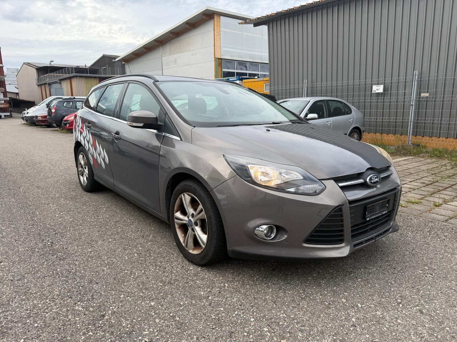 FORD Focus 1.6i VCT Titanium PowerShift-image-0