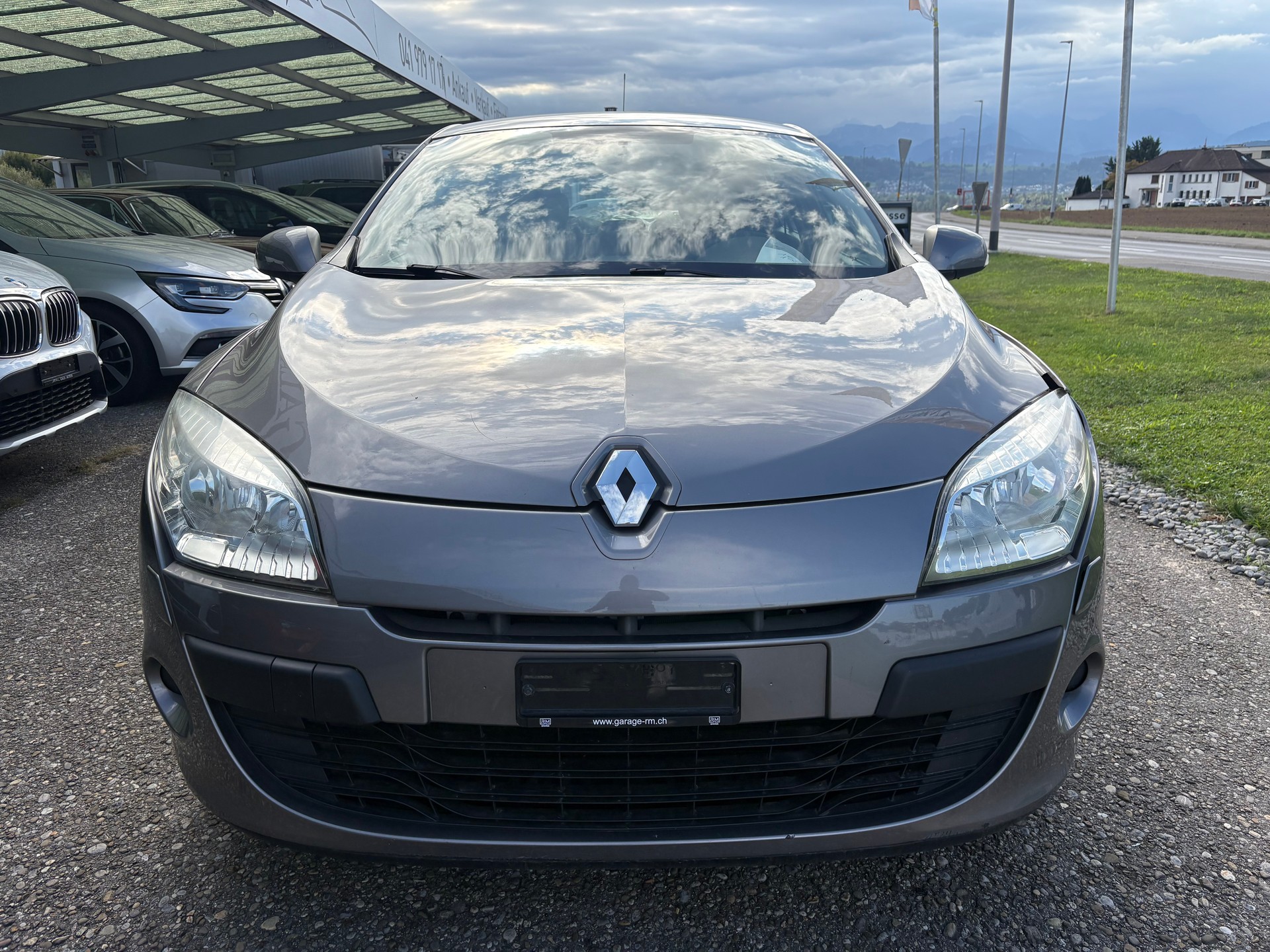 RENAULT Mégane Grandtour 1.6 16V Expression-image-1