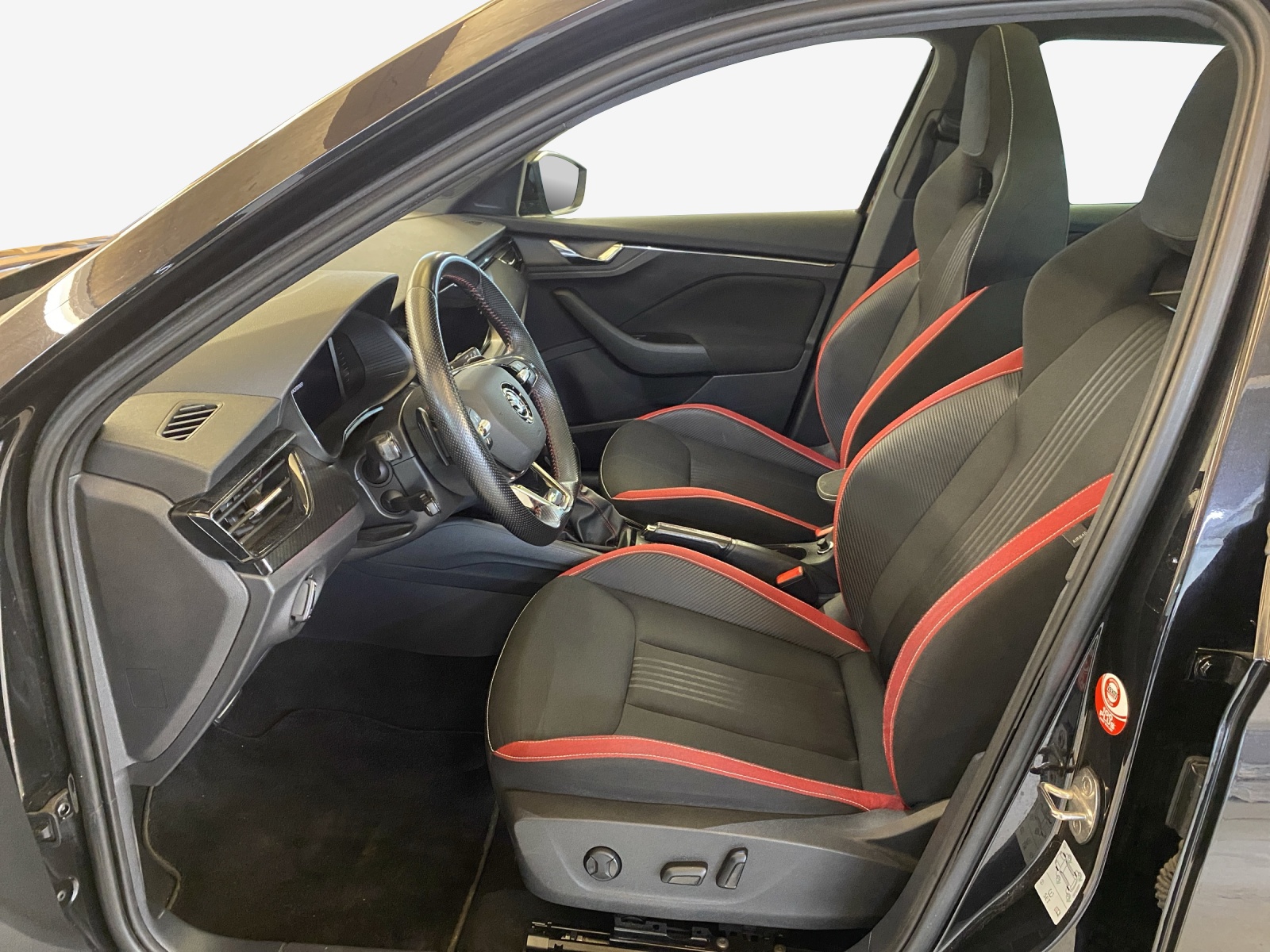 SKODA Kamiq 1.0 TSI Monte Carlo DSG-image-7
