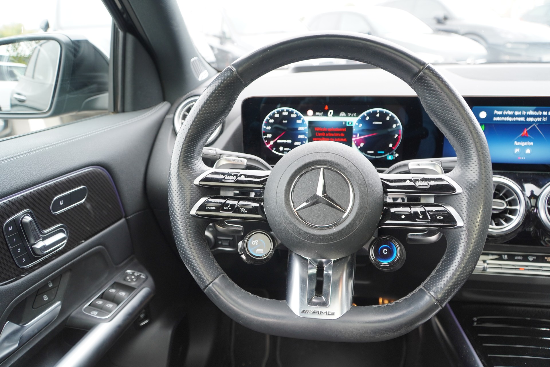 MERCEDES-BENZ GLA AMG 35 4Matic 8G-DCT-image-9