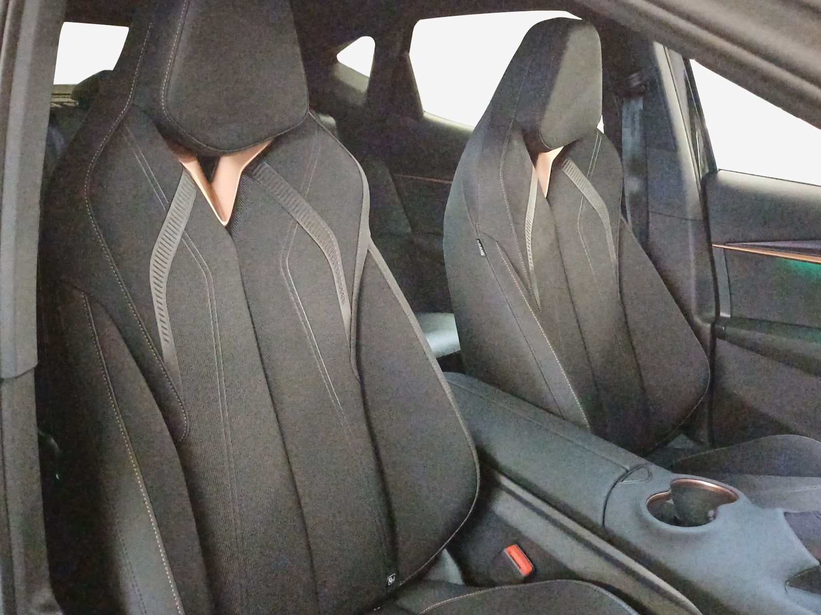 CUPRA Tavascan Type 8 77 kWh VZ-image-15