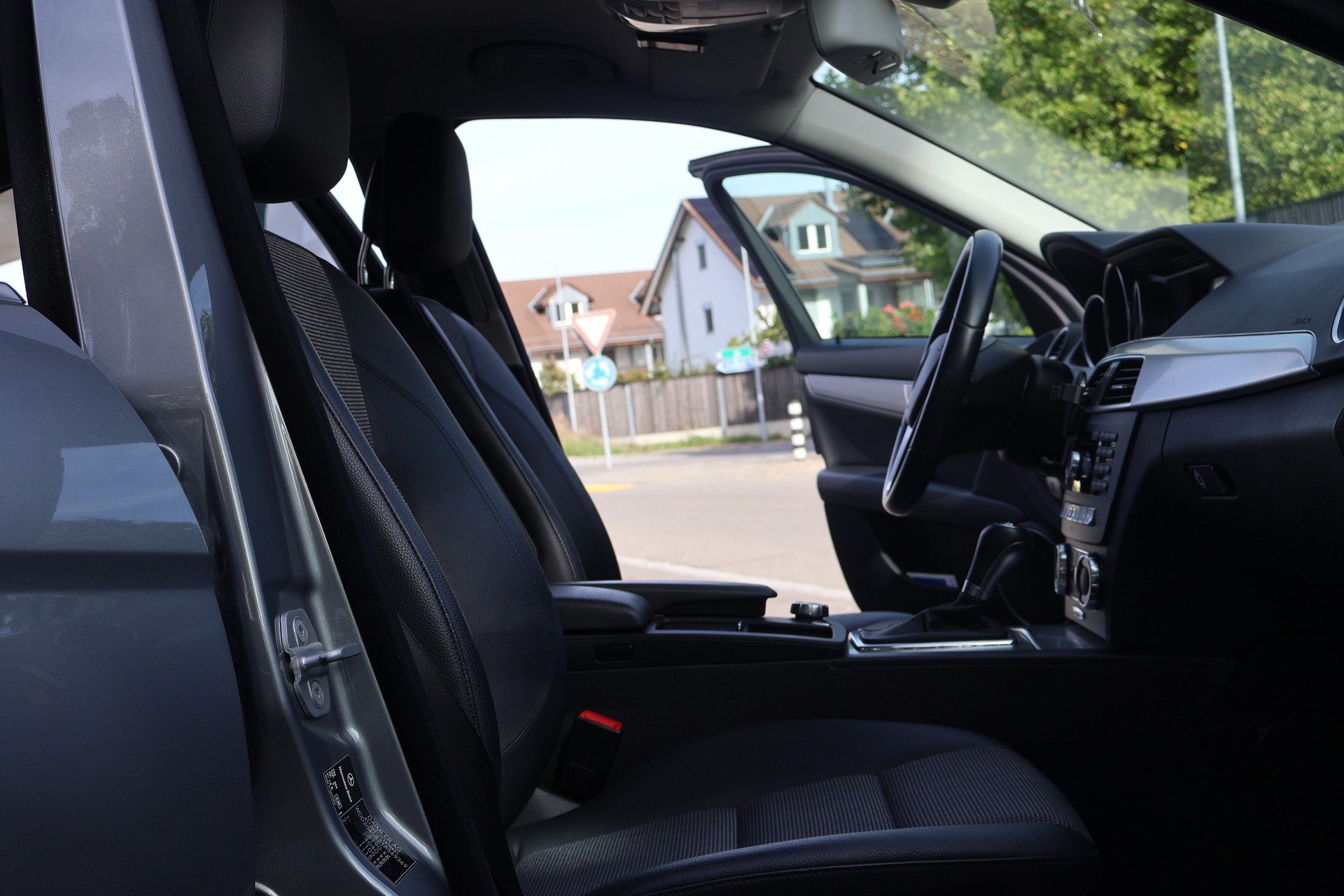 MERCEDES-BENZ C 250 CDI Elégance 4Matic 7G-Tronic-image-9