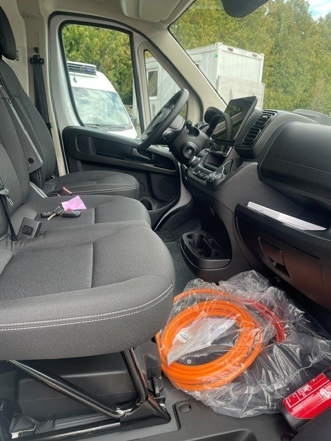FIAT E-Ducato Maxi 42.5 110kWh L3H2-image-3