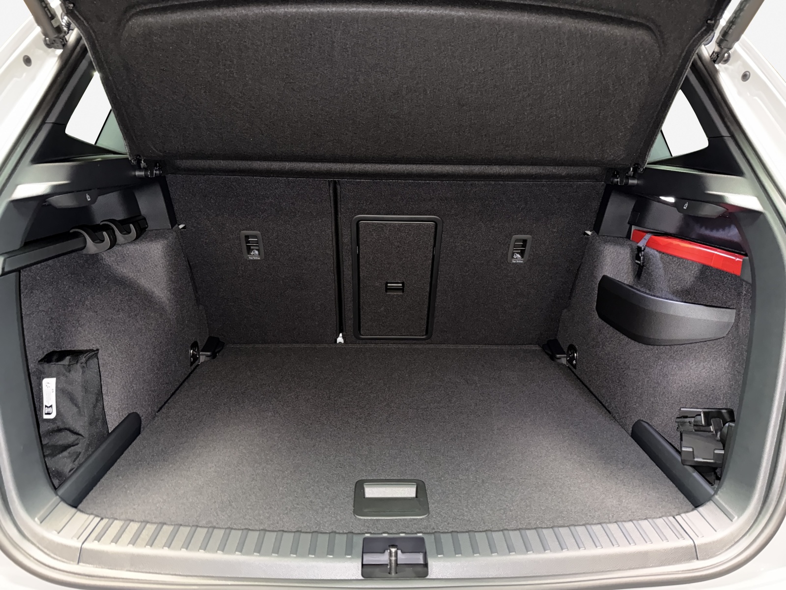 SKODA Karoq 2.0 TSI SportLine 4x4 DSG-image-12