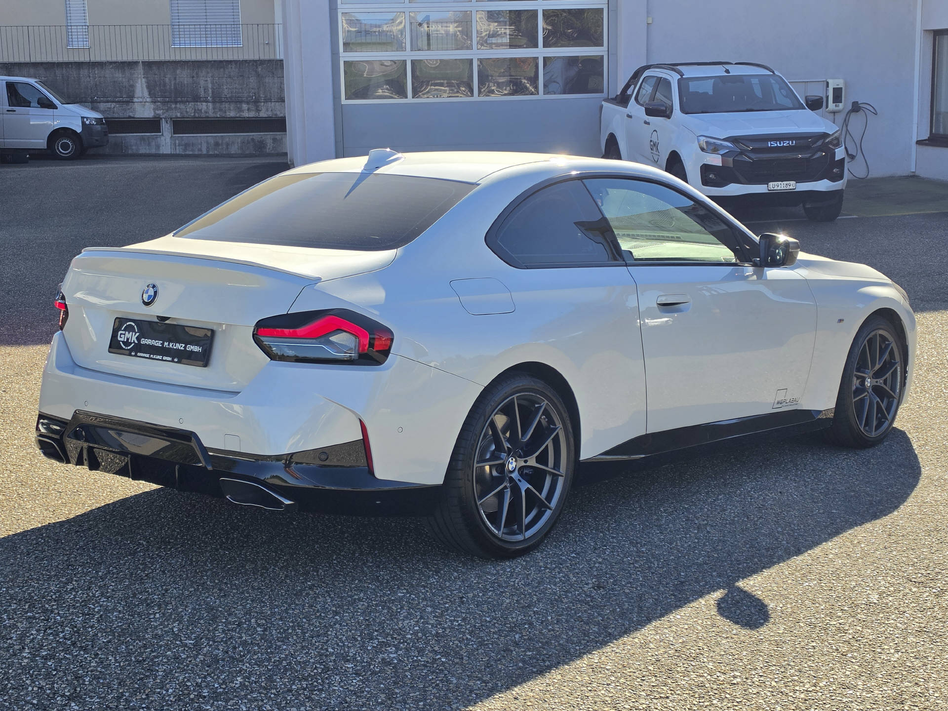 BMW M240i xDrive Coupé-image-4