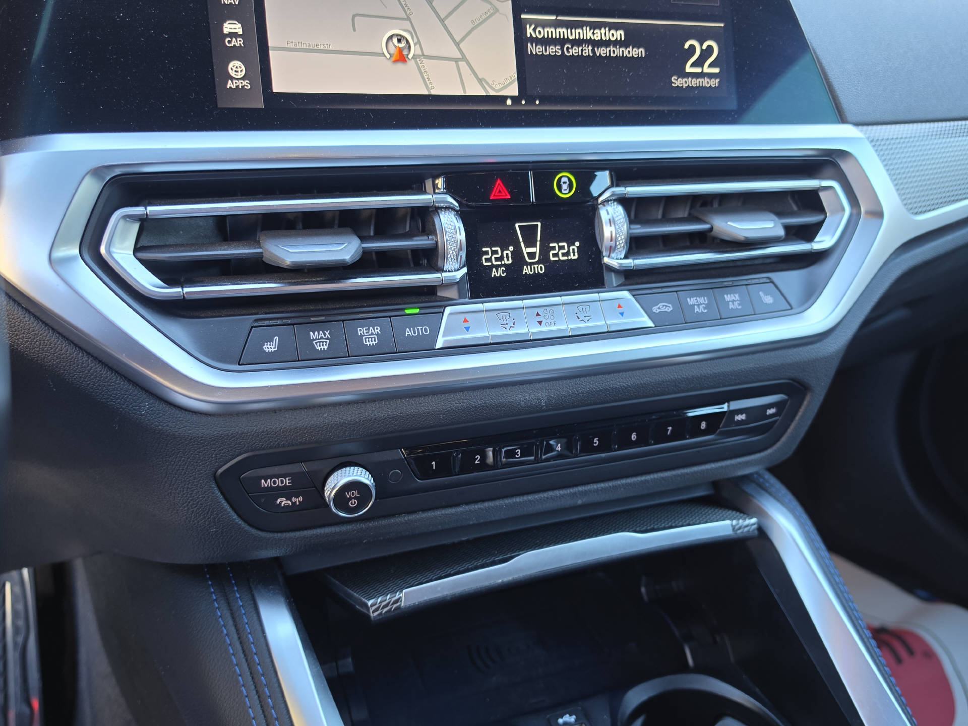 BMW M240i xDrive Coupé-image-17