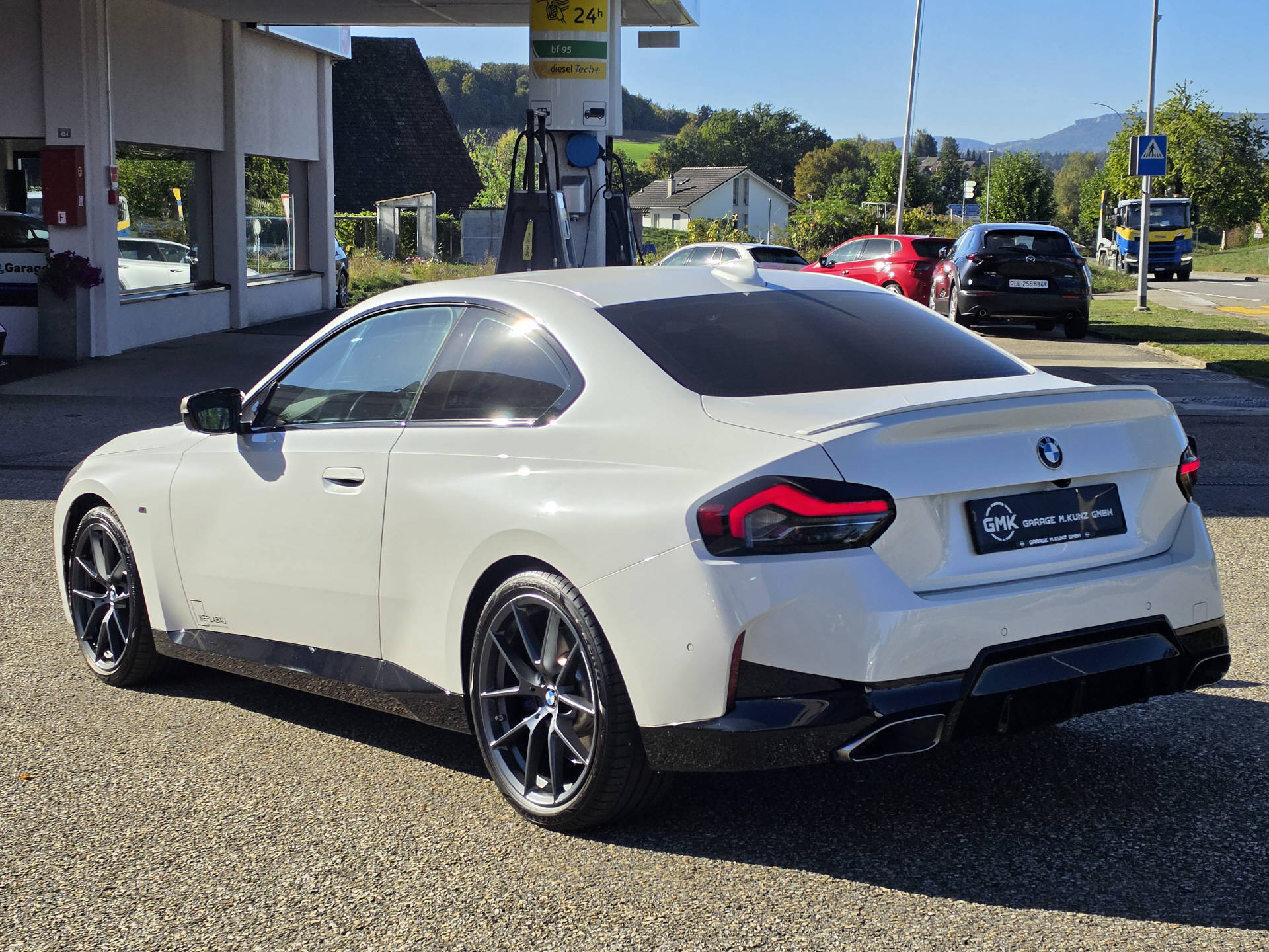 BMW M240i xDrive Coupé-image-2