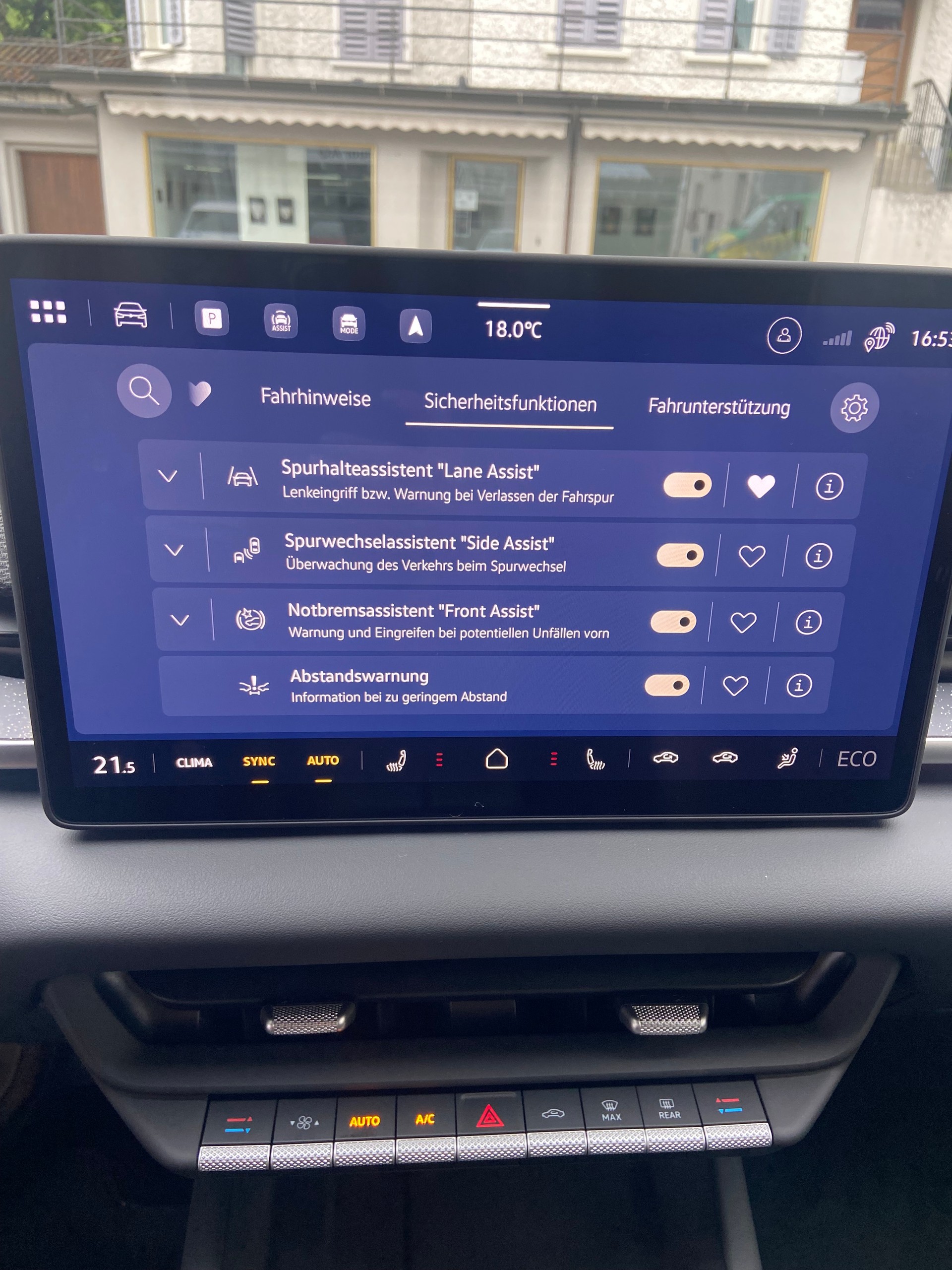 VW ID.3 Neo 58 kWh 190 PS Life-image-15