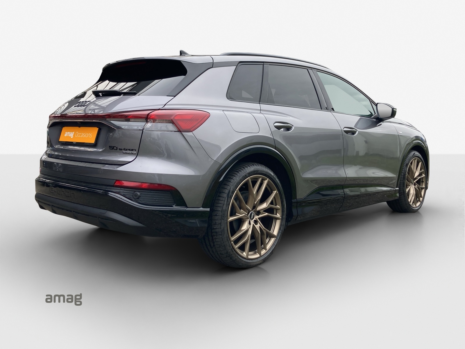 AUDI Q4 e-tron 50 quattro-image-5