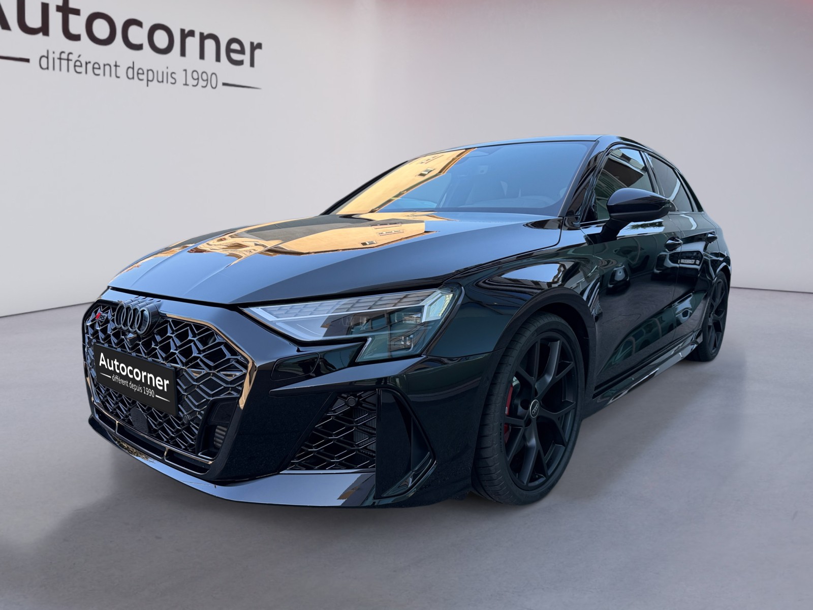 AUDI RS3 Sportback 2.5 TSI quattro S-tronic-image-1