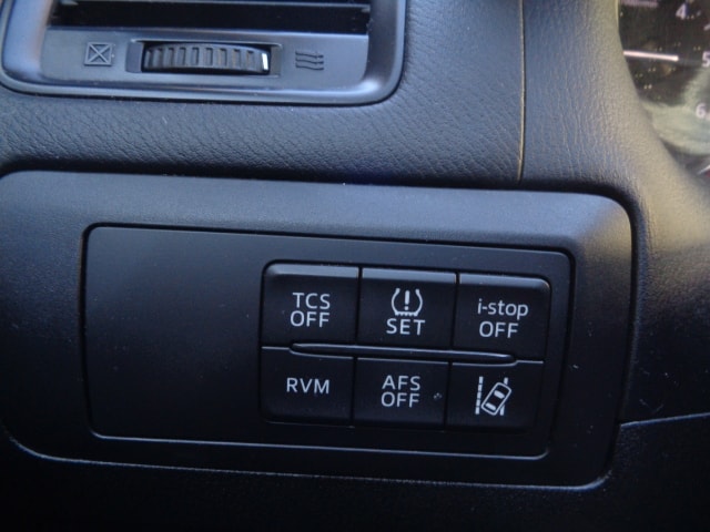 MAZDA CX-5 2.2 D HP Revolution AWD Automatic-image-6