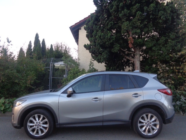 MAZDA CX-5 2.2 D HP Revolution AWD Automatic-image-1