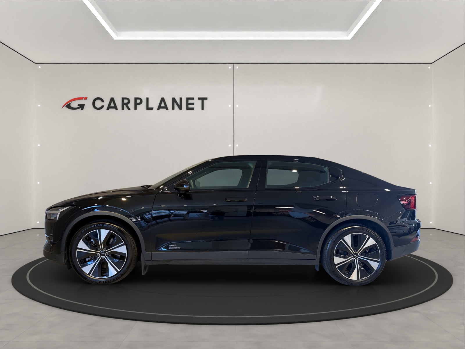 POLESTAR 2 Long Range Dual Motor-showroom-element-1