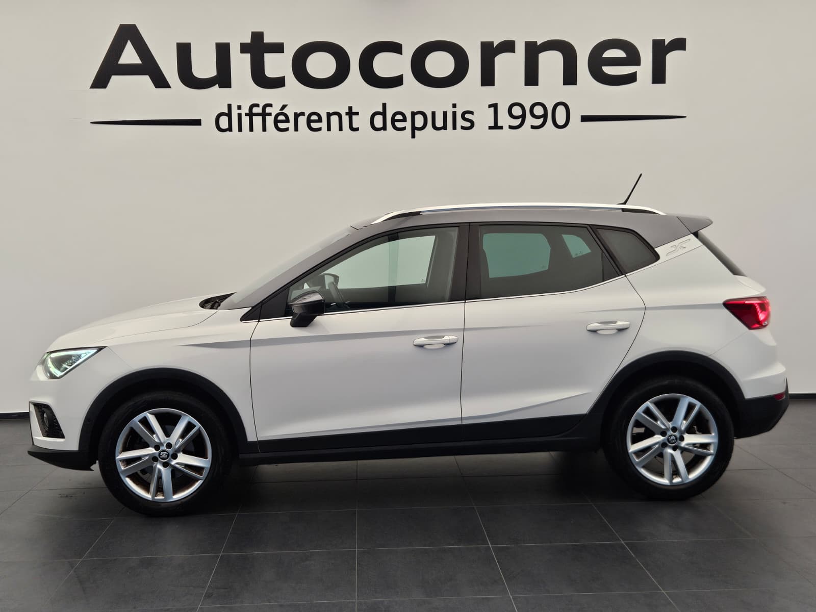SEAT Arona 1.5 TSI Evo FR-image-1