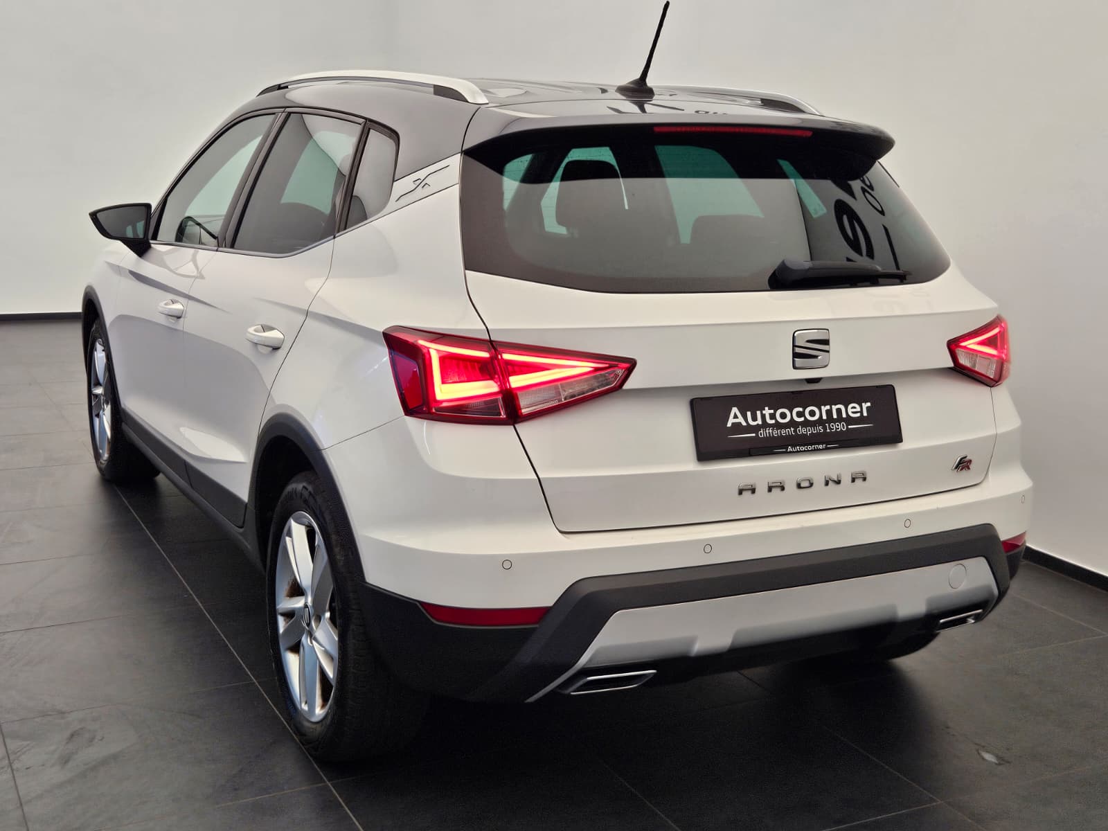 SEAT Arona 1.5 TSI Evo FR-image-8