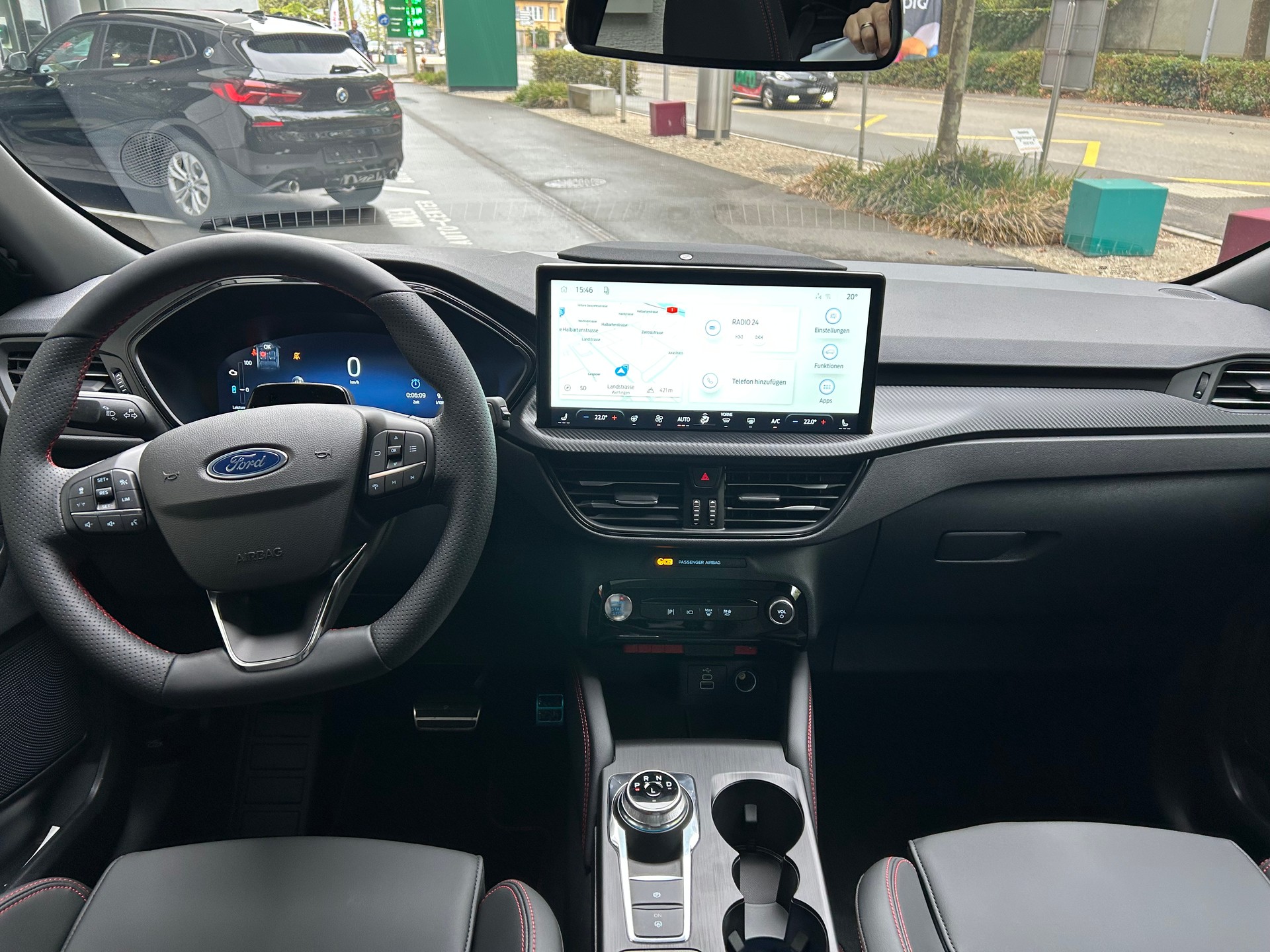 FORD Kuga 2.5 FHEV ST-Line X 4WD-image-8