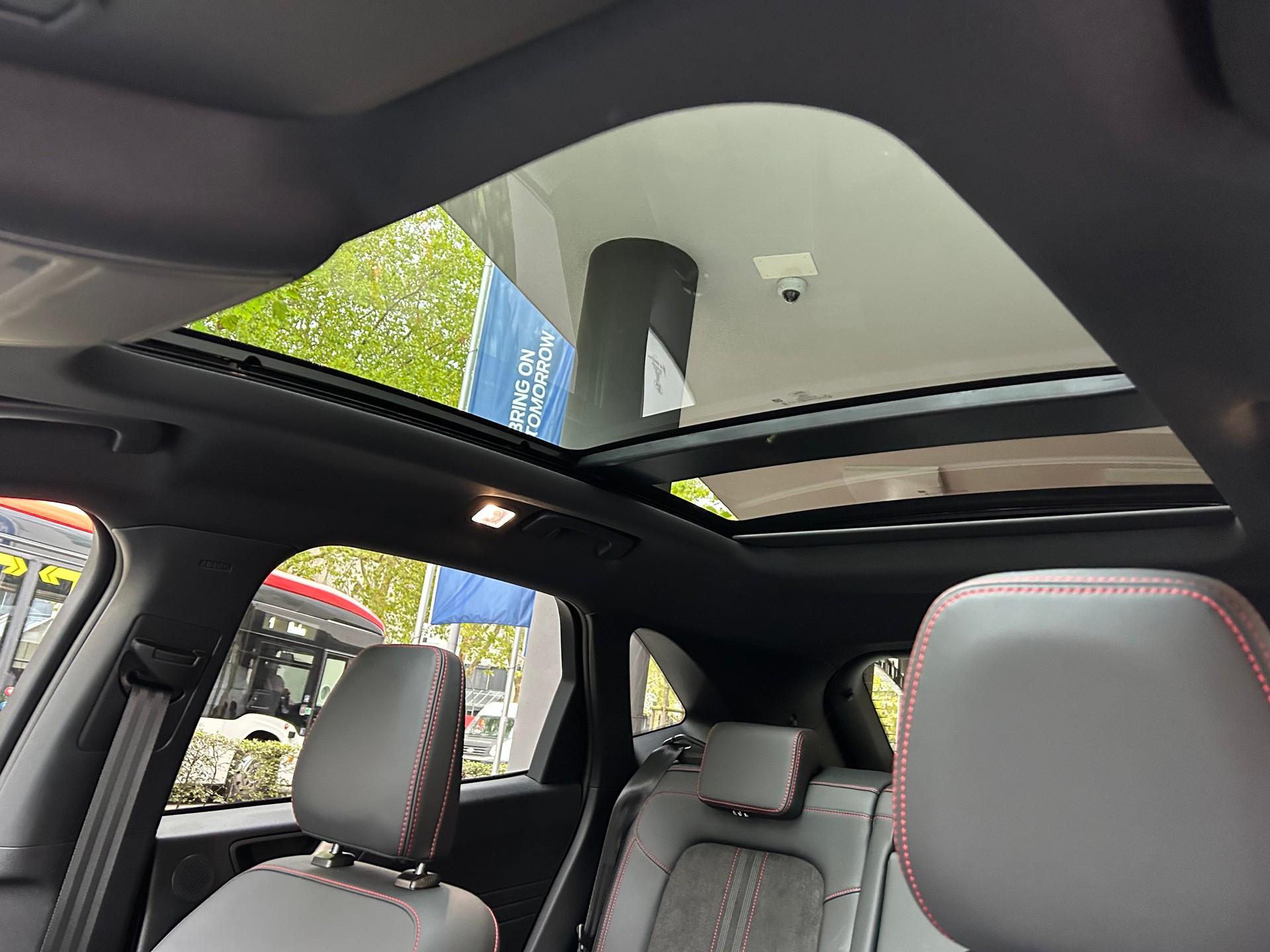 FORD Kuga 2.5 FHEV ST-Line X 4WD-image-13