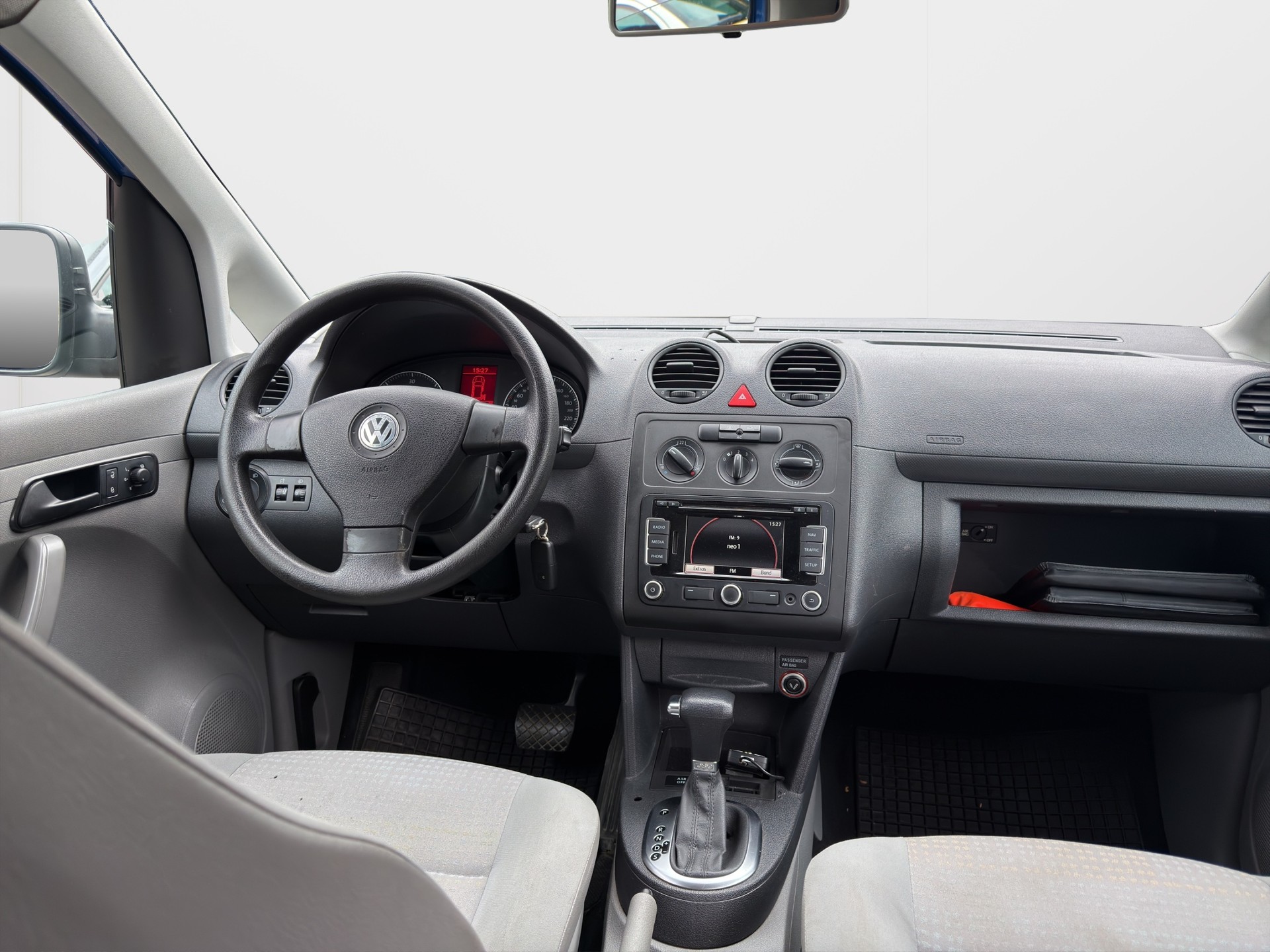 VW Caddy Maxi 1.9TDI A-image-10
