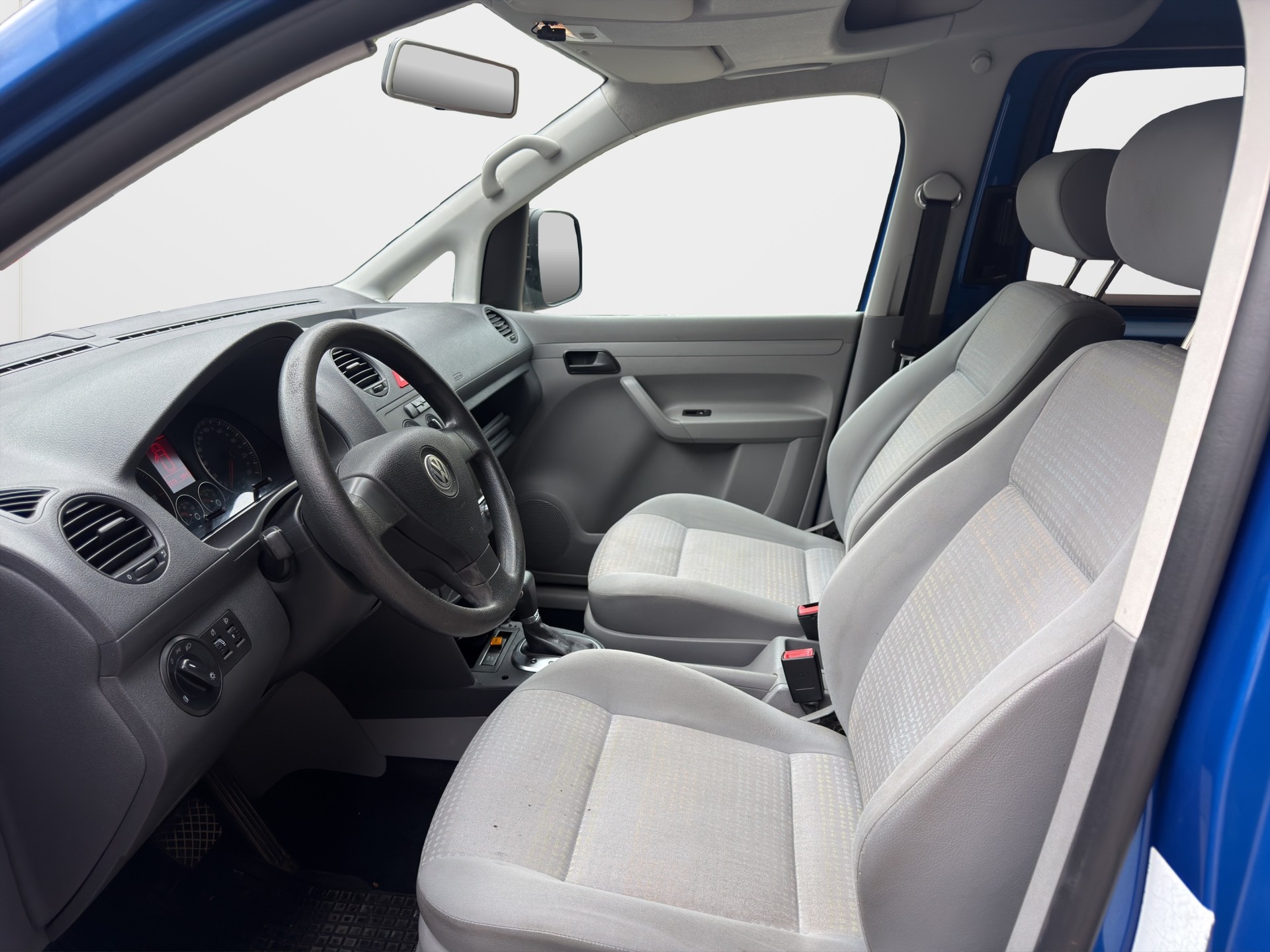 VW Caddy Maxi 1.9TDI A-image-12