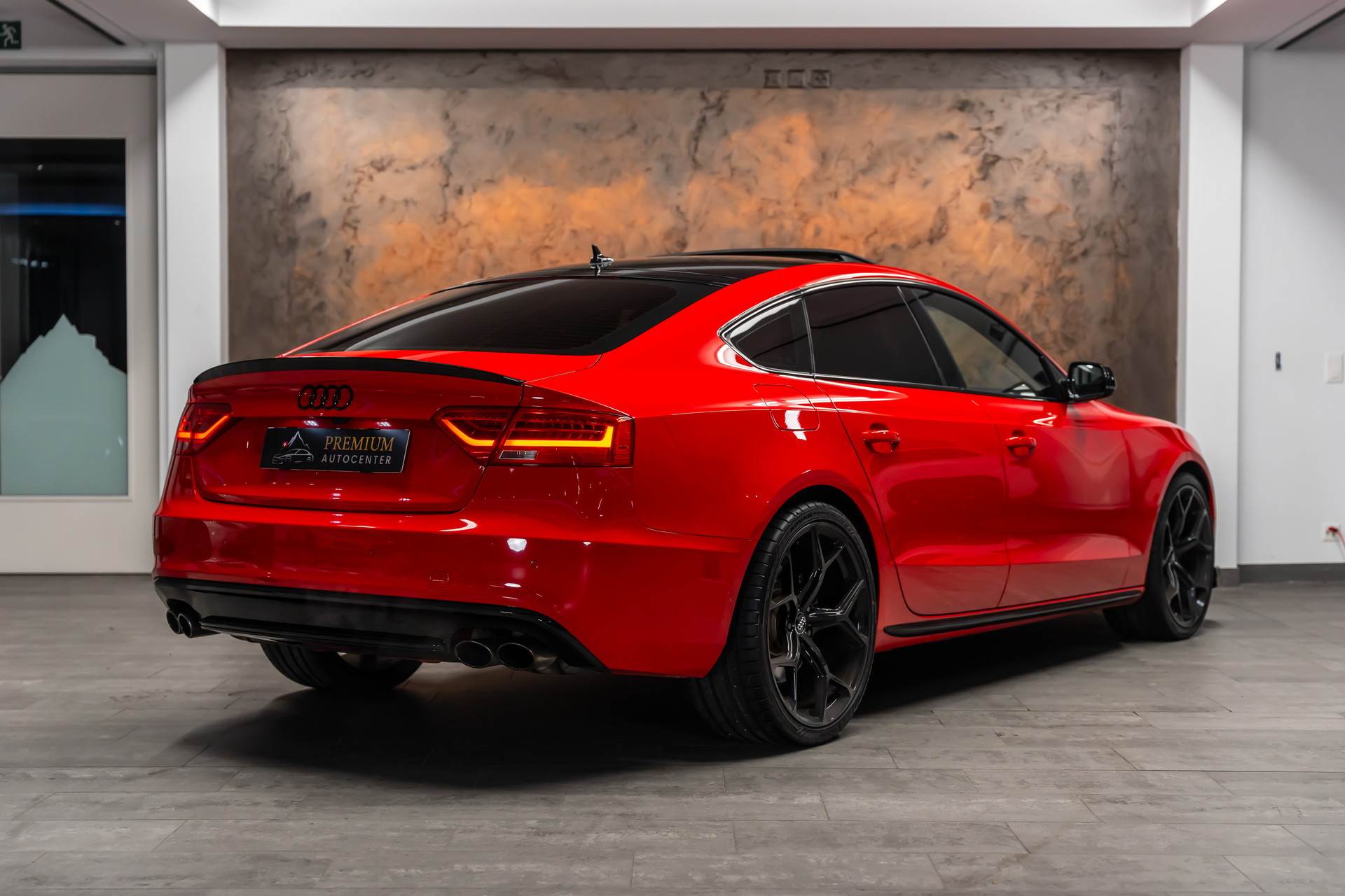 AUDI S5 Sportback 3.0 TFSI quattro S-tronic *Ch-Fahrzeug*Facelift*RS-Sitze*Bang&Olufsen-3D*-image-6