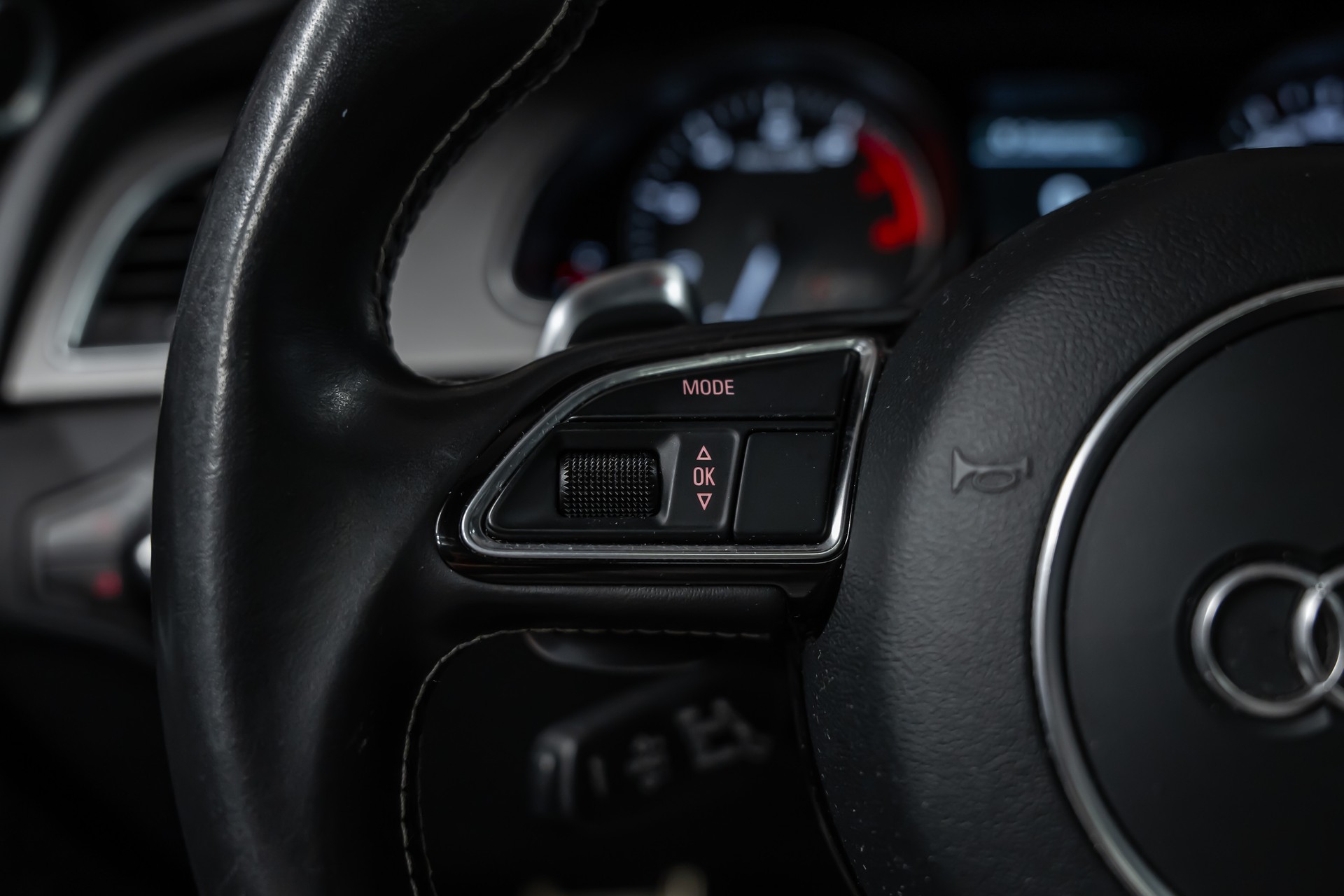 AUDI S5 Sportback 3.0 TFSI quattro S-tronic *Ch-Fahrzeug*Facelift*RS-Sitze*Bang&Olufsen-3D*-image-24