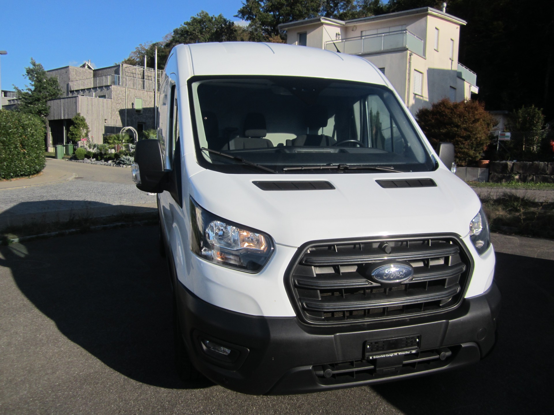 FORD Transit Van 350 L2 Trend 2.0 TDCi 130 FWD A-image-4
