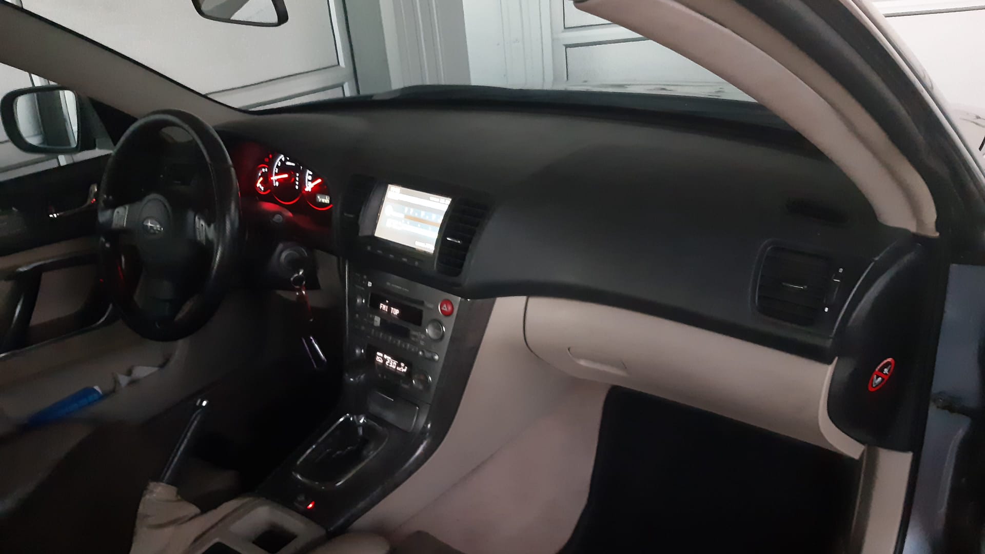 SUBARU Legacy 3.0R AWD Executive-image-9